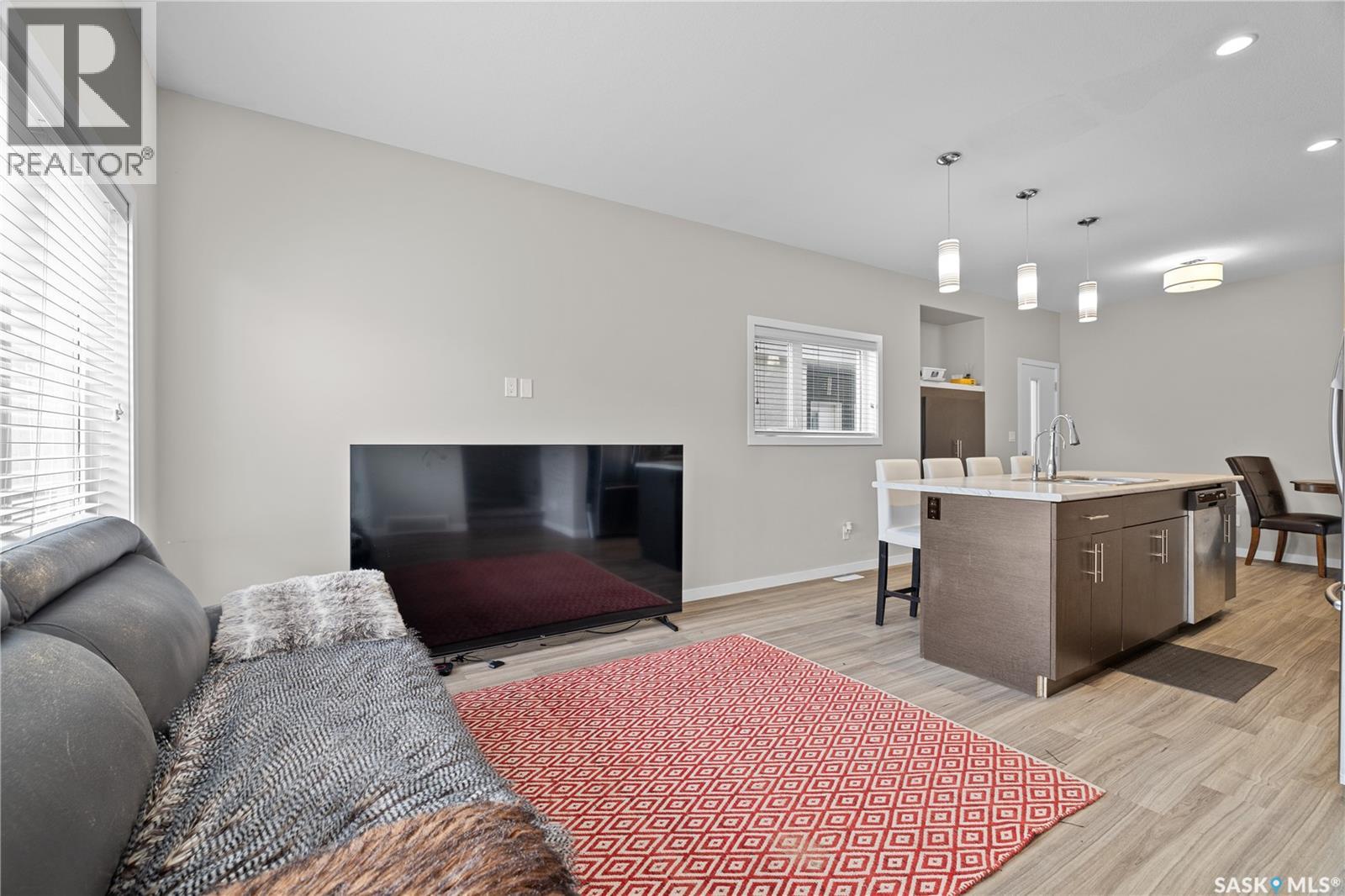 3931 James Hill Road, Regina, Saskatchewan  S4W 0N8 - Photo 8 - SK025458