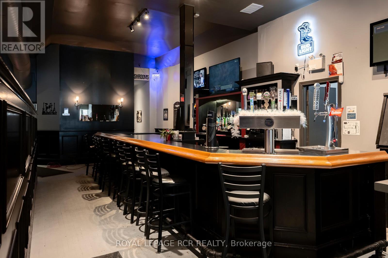 137-139 Broadway, Orangeville, Ontario  L9W 1K2 - Photo 11 - W12380650