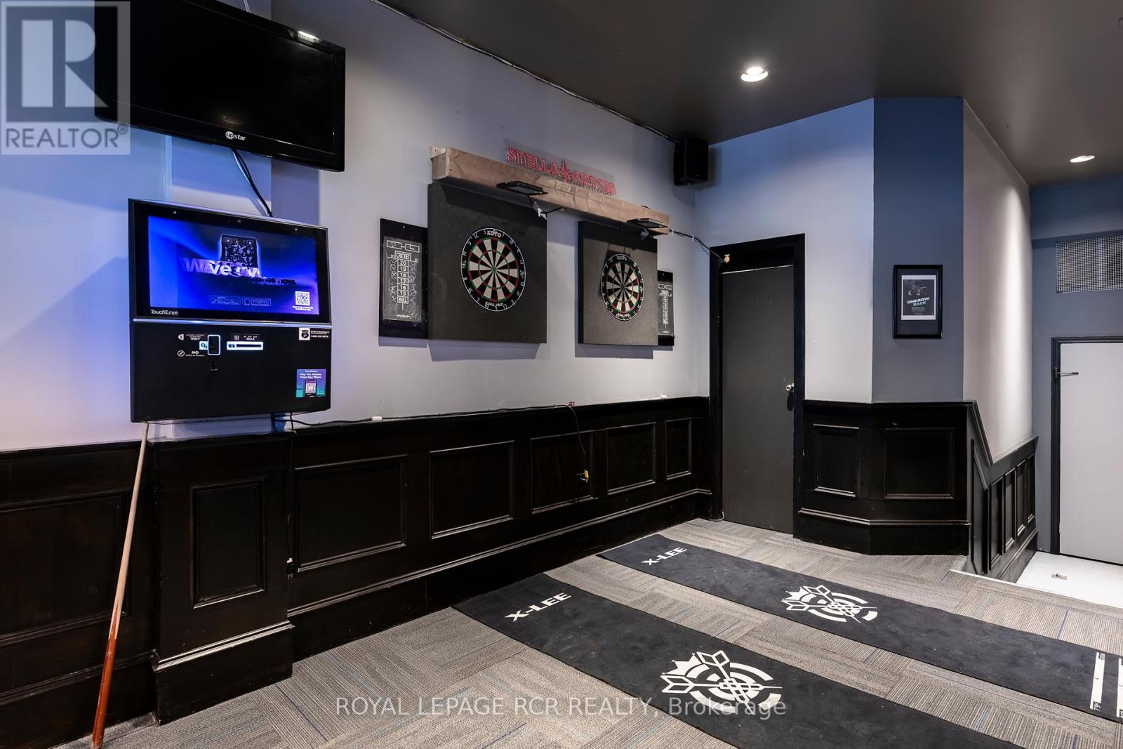 137-139 Broadway, Orangeville, Ontario  L9W 1K2 - Photo 16 - W12380650