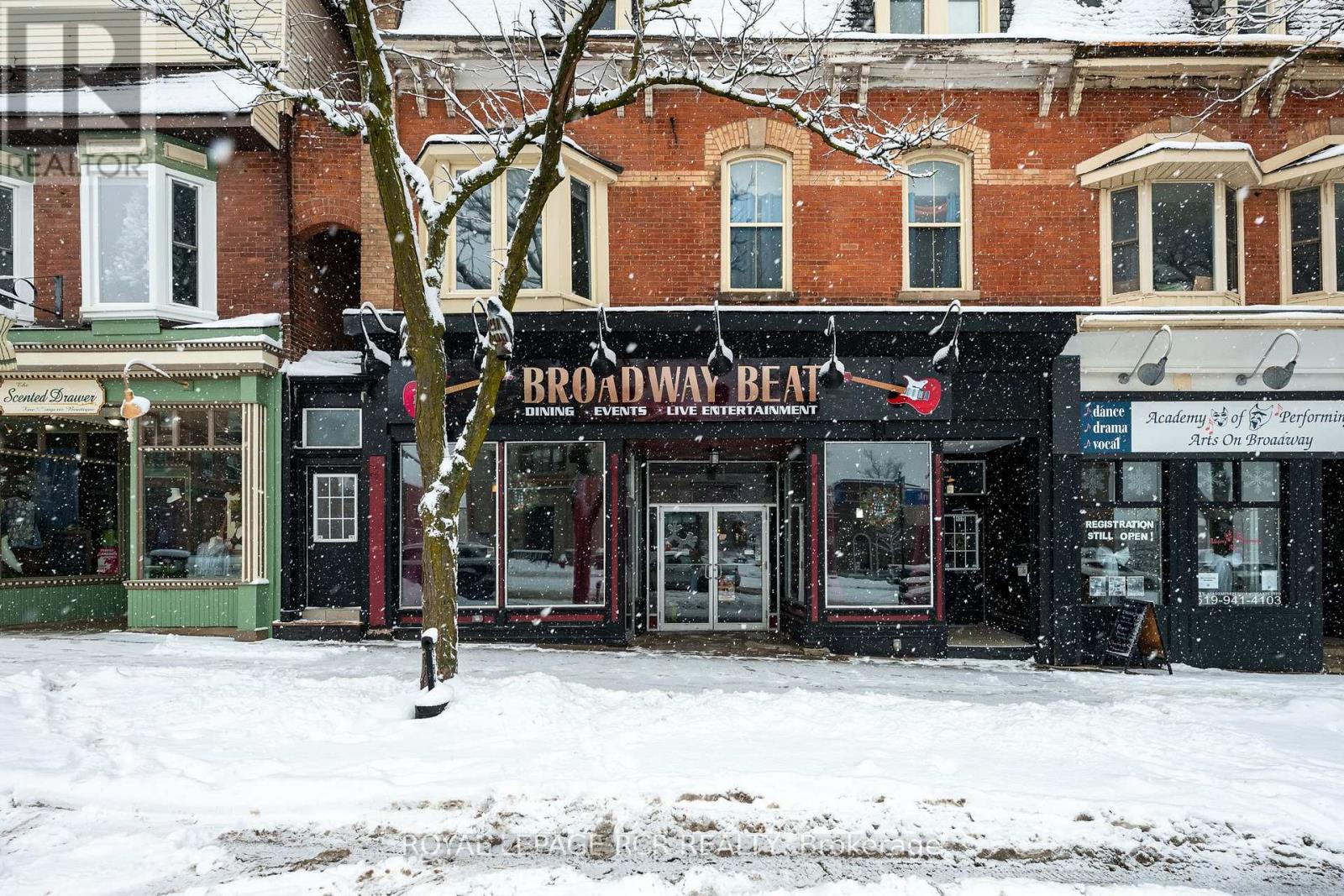 137-139 BROADWAY, Orangeville, Ontario