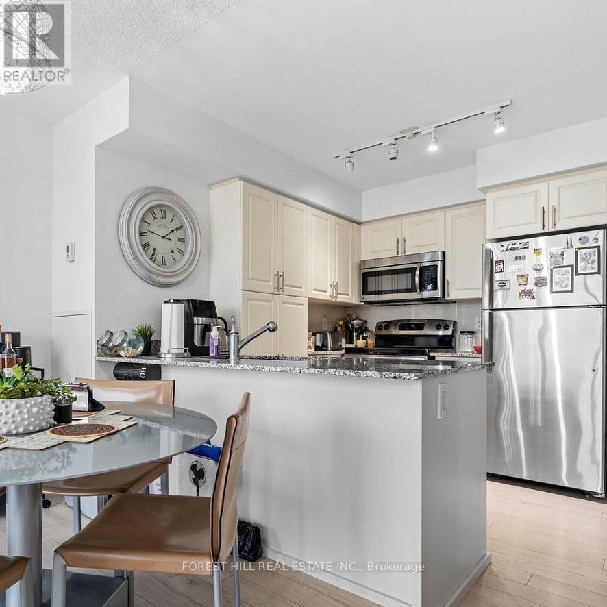 2502 - 830 Lawrence Avenue W, Toronto, Ontario  M6A 1C3 - Photo 19 - W12626740