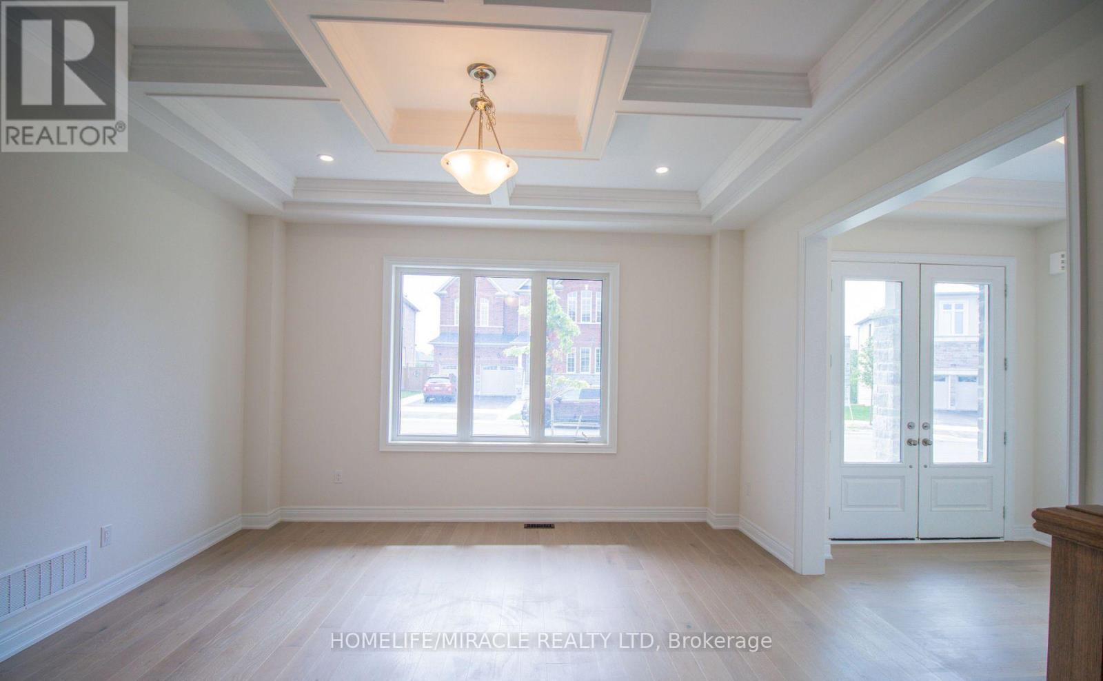 126 Petal Avenue, East Gwillimbury, Ontario  L9N 0Y4 - Photo 13 - N12626808