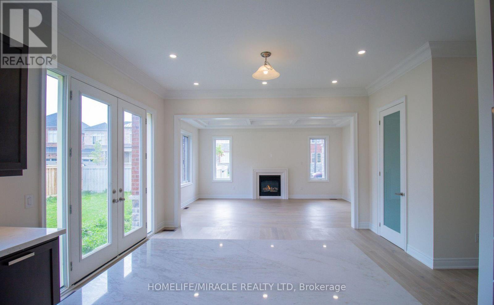 126 Petal Avenue, East Gwillimbury, Ontario  L9N 0Y4 - Photo 17 - N12626808