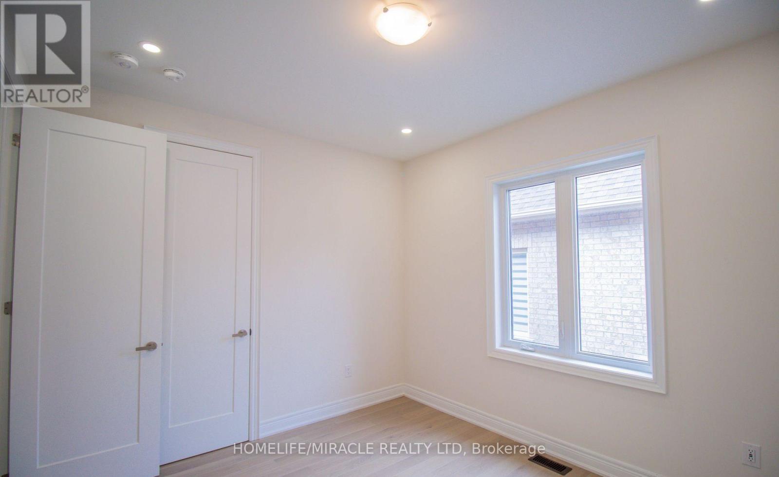 126 Petal Avenue, East Gwillimbury, Ontario  L9N 0Y4 - Photo 35 - N12626808