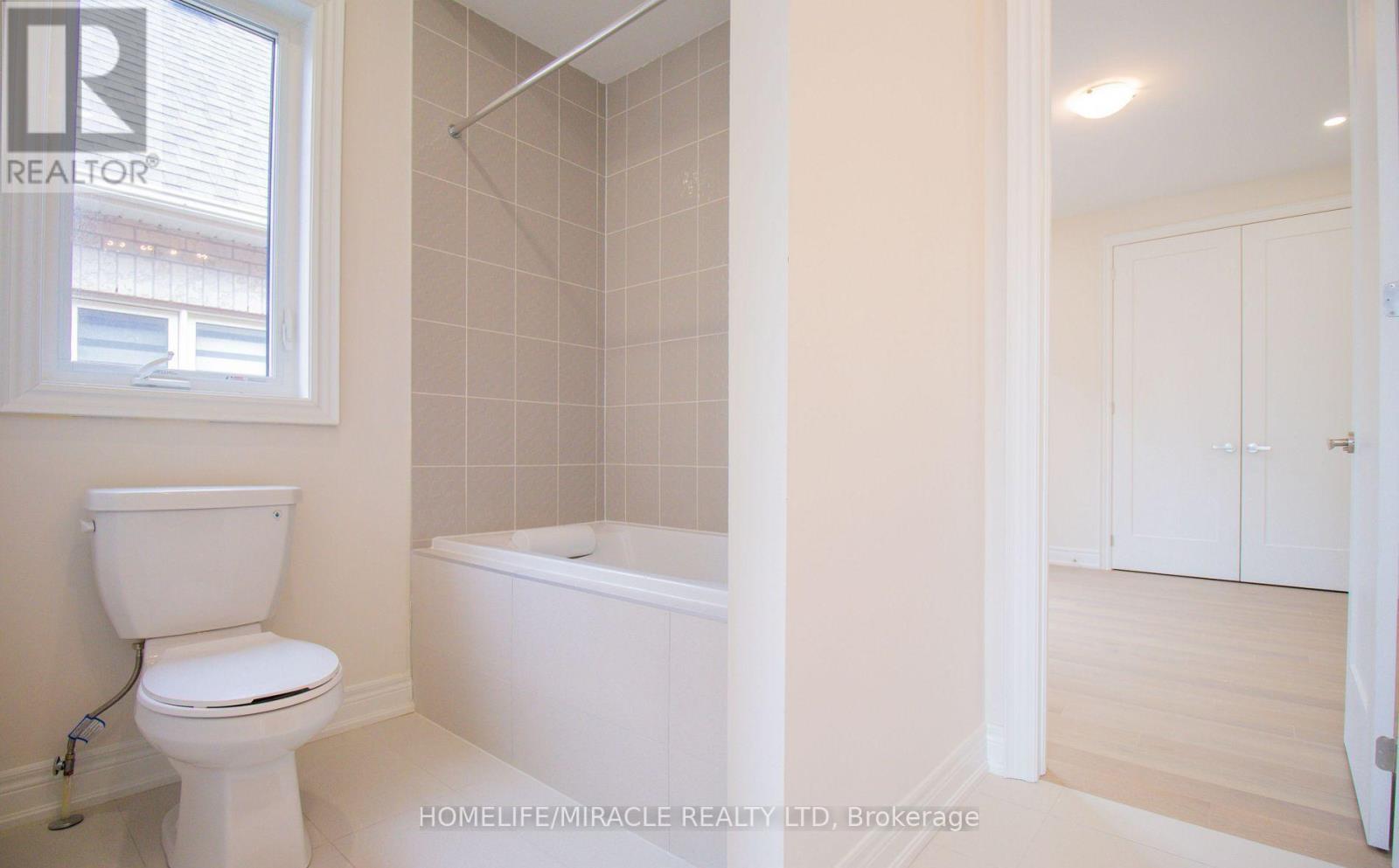 126 Petal Avenue, East Gwillimbury, Ontario  L9N 0Y4 - Photo 38 - N12626808