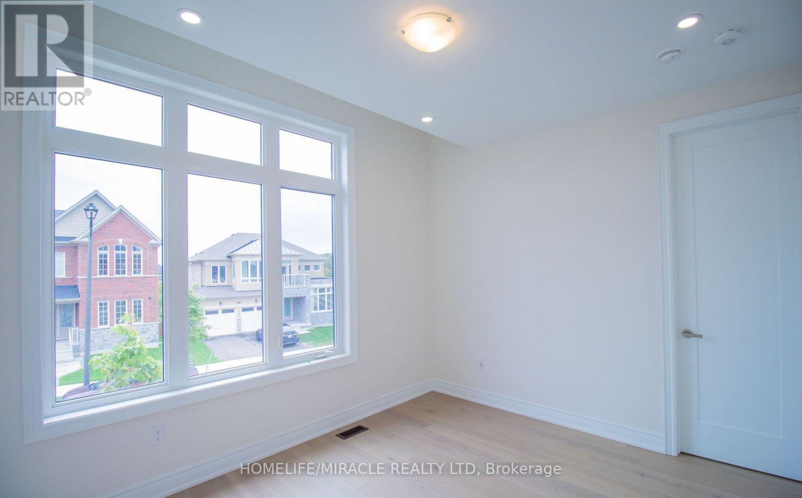 126 Petal Avenue, East Gwillimbury, Ontario  L9N 0Y4 - Photo 41 - N12626808