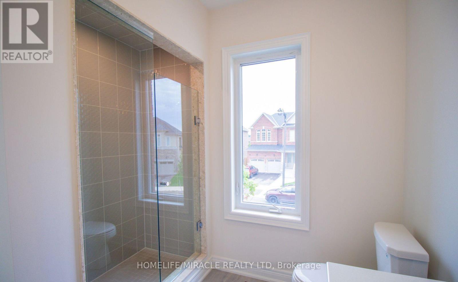 126 Petal Avenue, East Gwillimbury, Ontario  L9N 0Y4 - Photo 43 - N12626808