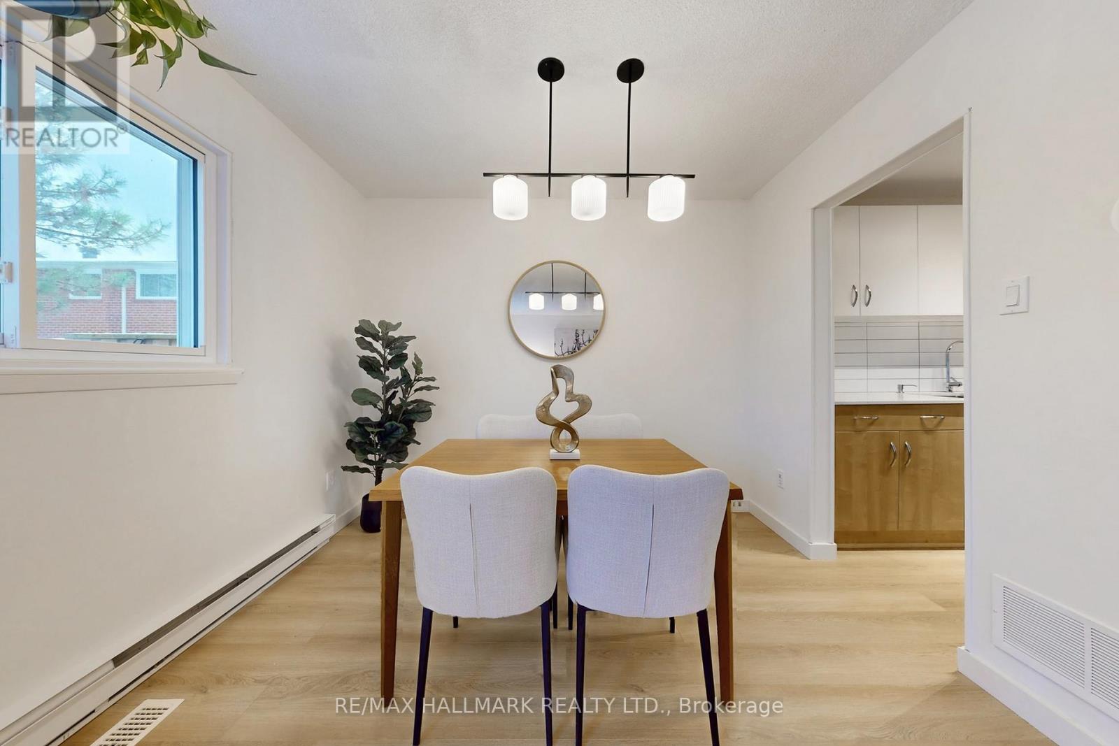 50 Gordon Way, Markham (Aileen-Willowbrook), Ontario  L3T 5A2 - Photo 10 - N12626822