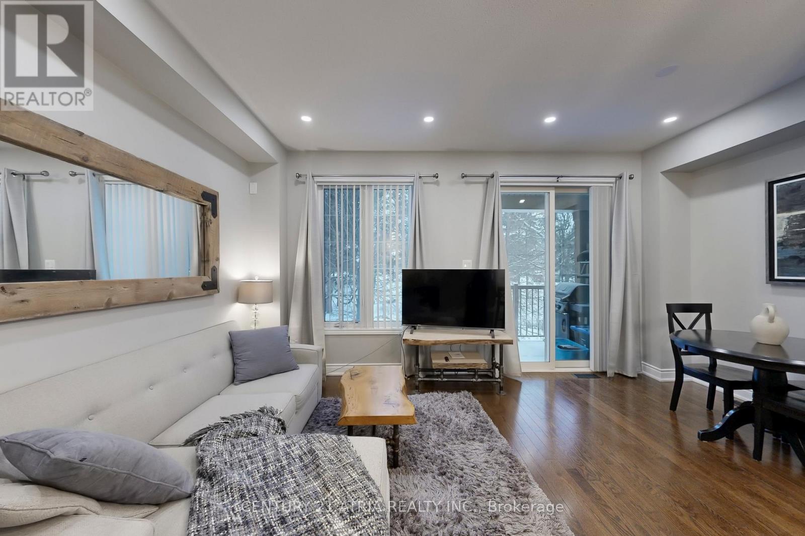 778 Harry Syratt Avenue, Newmarket, Ontario L3X 0A3 - Photo 5 - N12626840