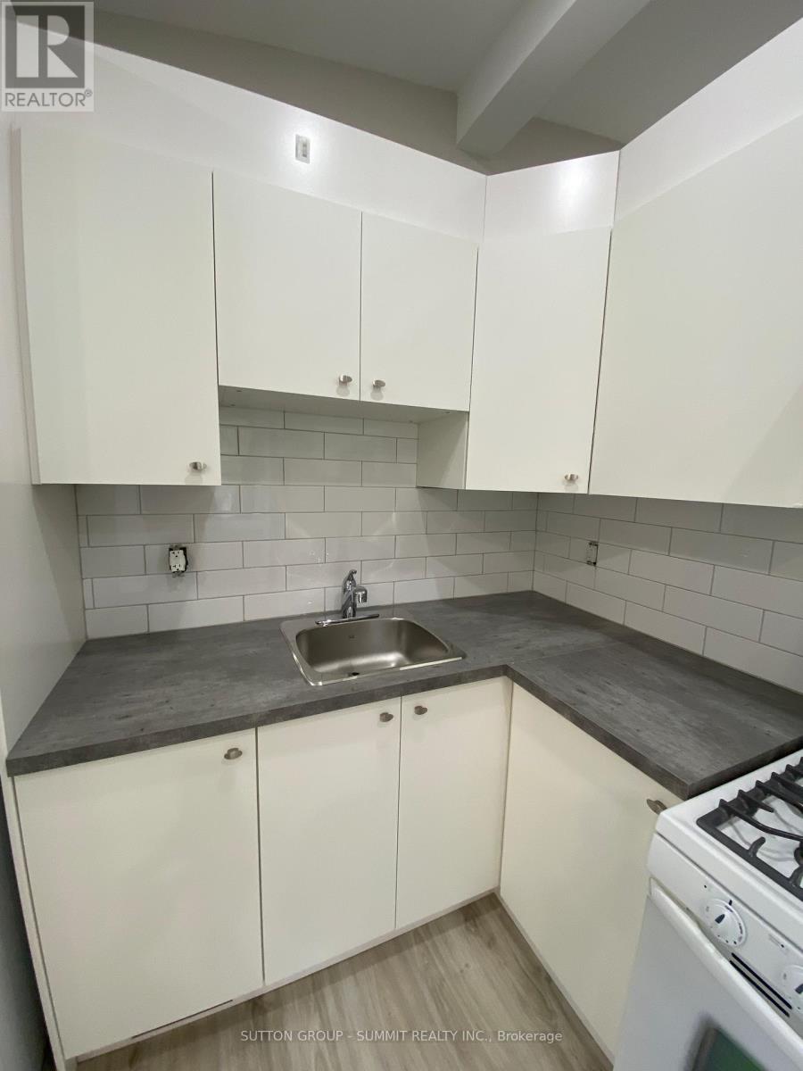 8 - 239 Main Street, King, Ontario  L0G 1T0 - Photo 5 - N12626880