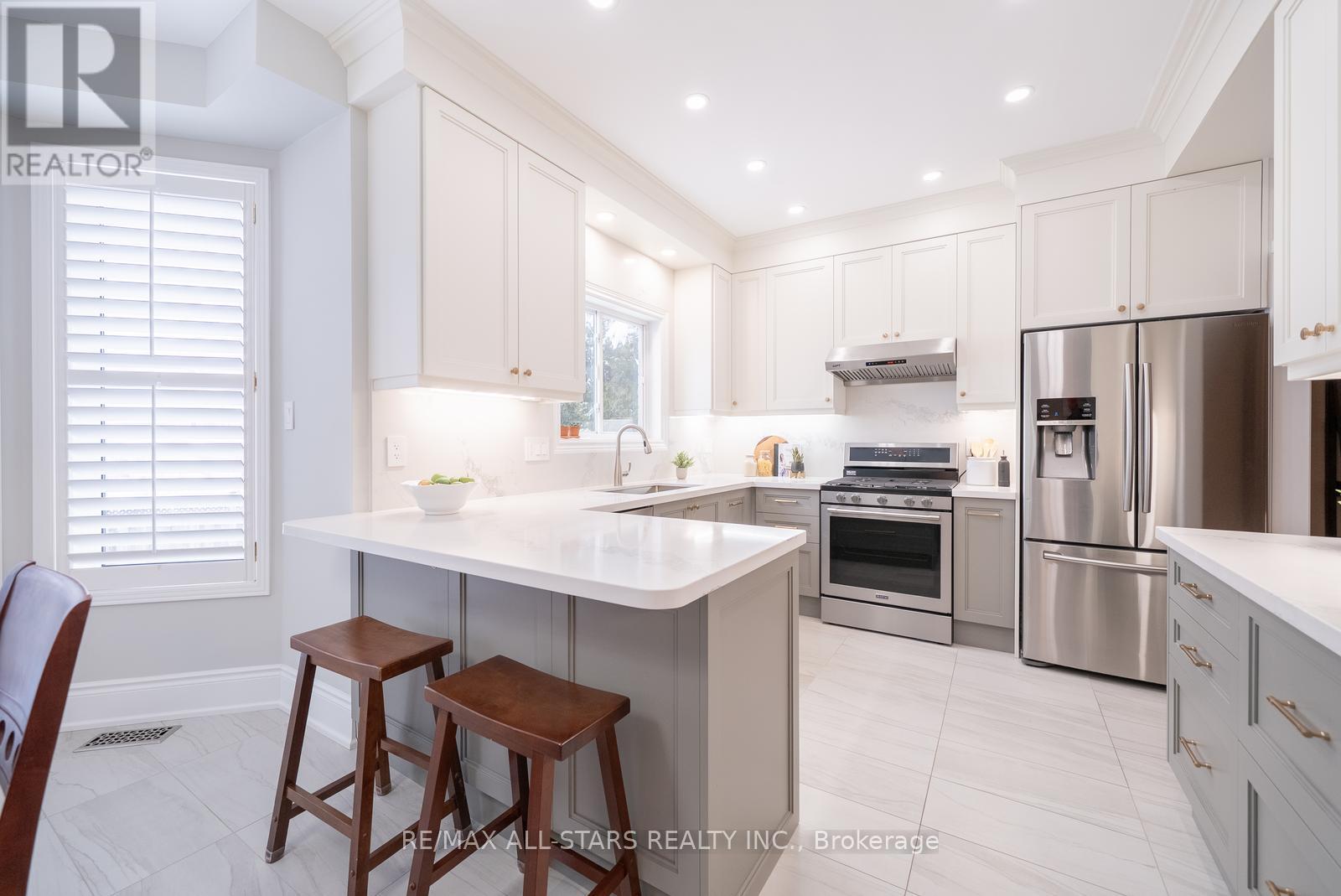 176 MANHATTAN DRIVE, markham (markville), Ontario