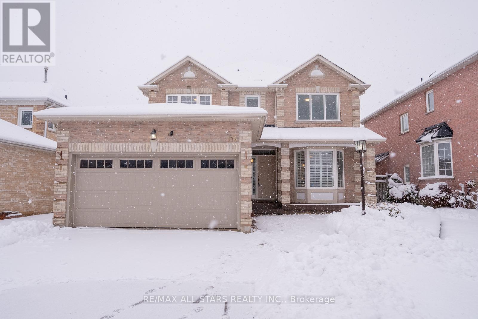 176 Manhattan Drive, Markham (Markville), Ontario  L3P 7S1 - Photo 2 - N12626884