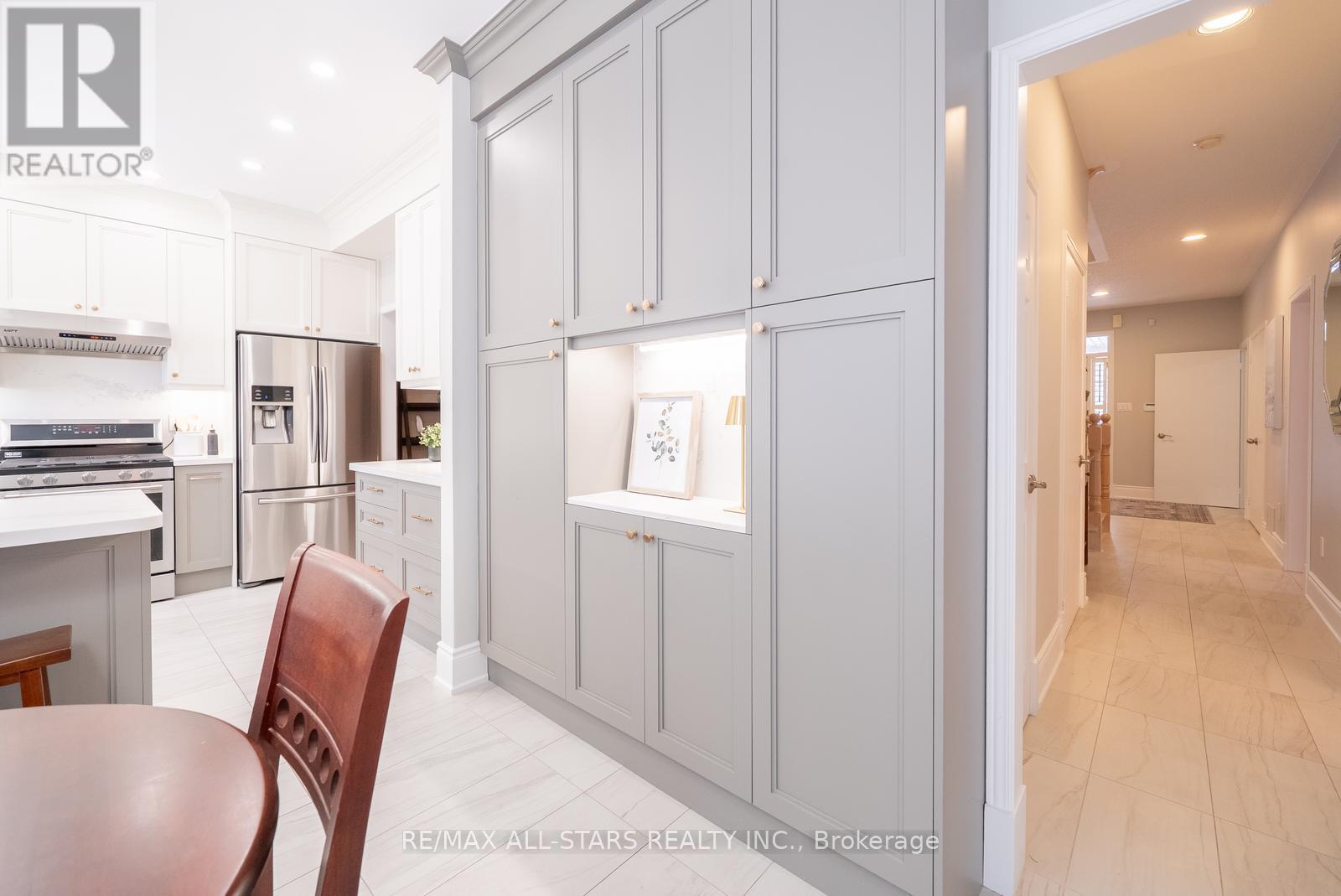 176 Manhattan Drive, Markham (Markville), Ontario  L3P 7S1 - Photo 20 - N12626884