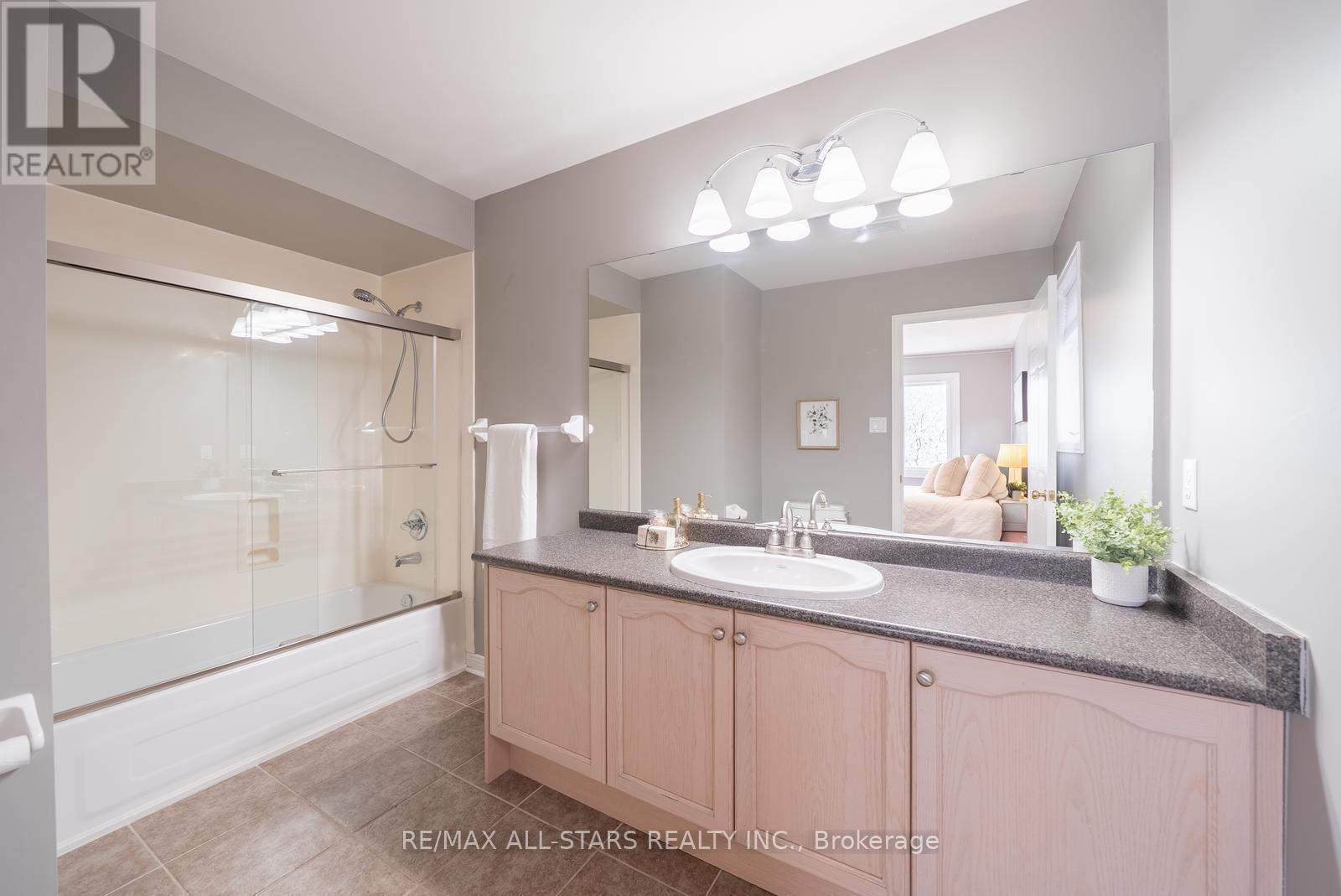 176 Manhattan Drive, Markham (Markville), Ontario  L3P 7S1 - Photo 27 - N12626884