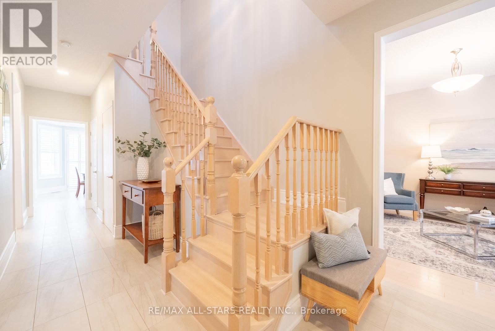 176 Manhattan Drive, Markham (Markville), Ontario  L3P 7S1 - Photo 7 - N12626884