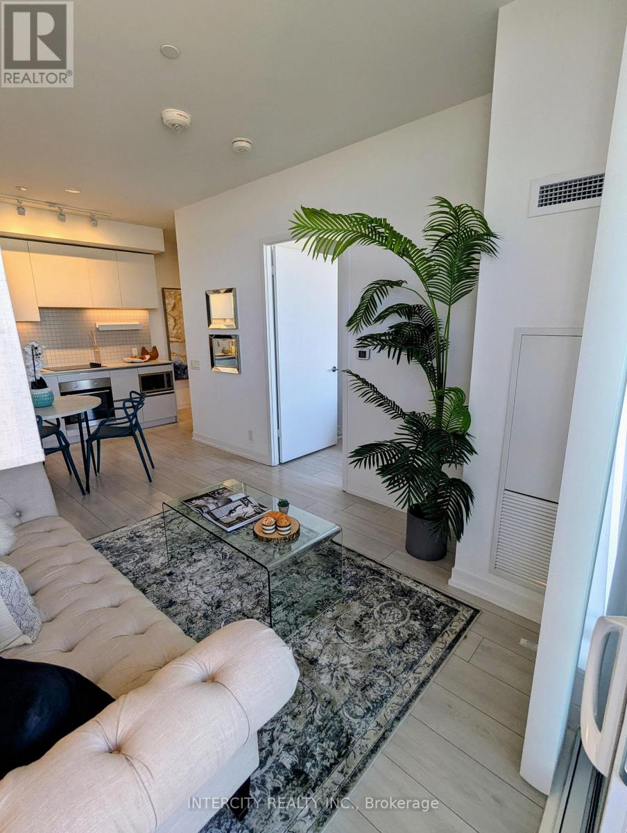 5312 - 898 Portage Parkway, Vaughan, Ontario  L4K 0J6 - Photo 3 - N12626886