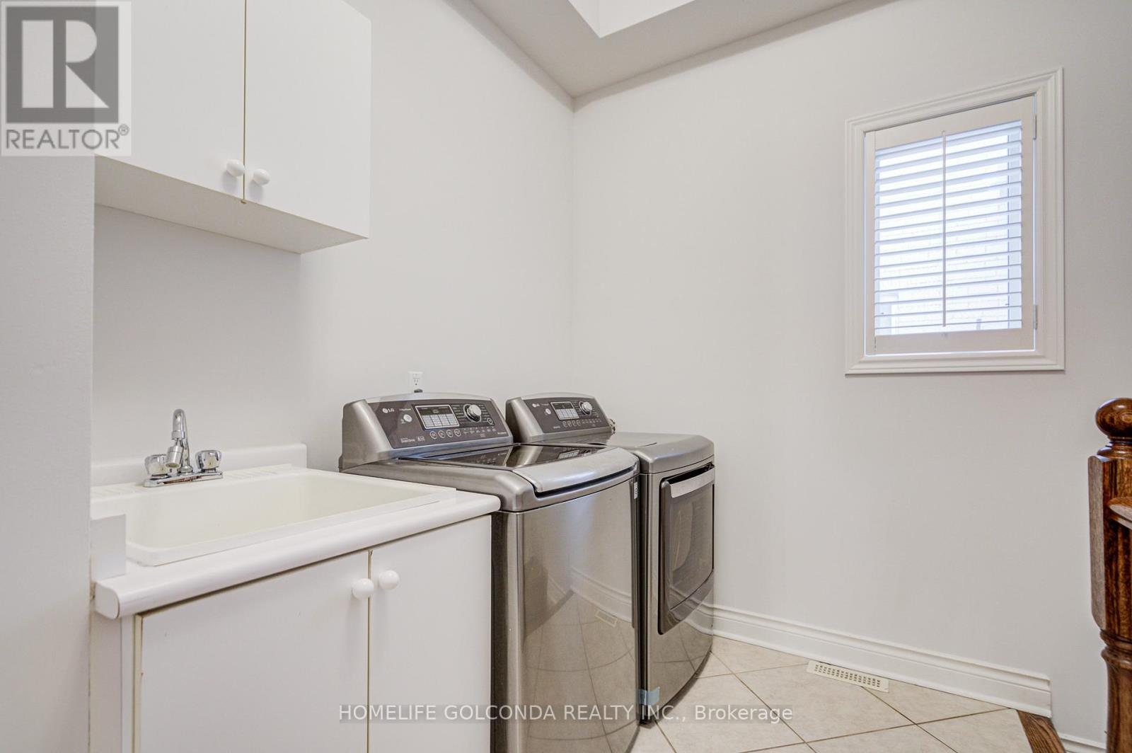 34 Odessa Crescent, Markham, Ontario  L6C 2T3 - Photo 16 - N12626914