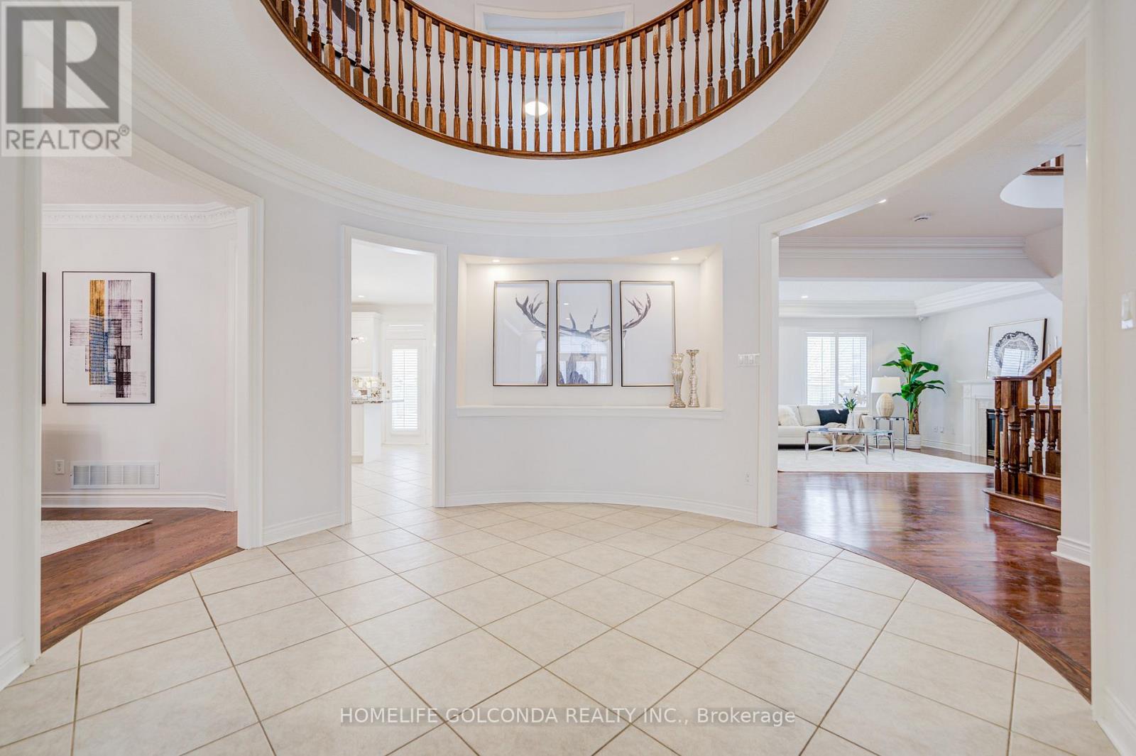 34 Odessa Crescent, Markham, Ontario  L6C 2T3 - Photo 4 - N12626914