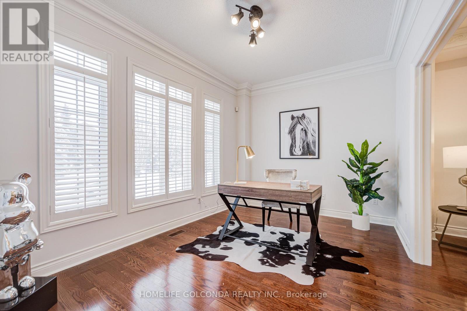 34 Odessa Crescent, Markham, Ontario  L6C 2T3 - Photo 5 - N12626914