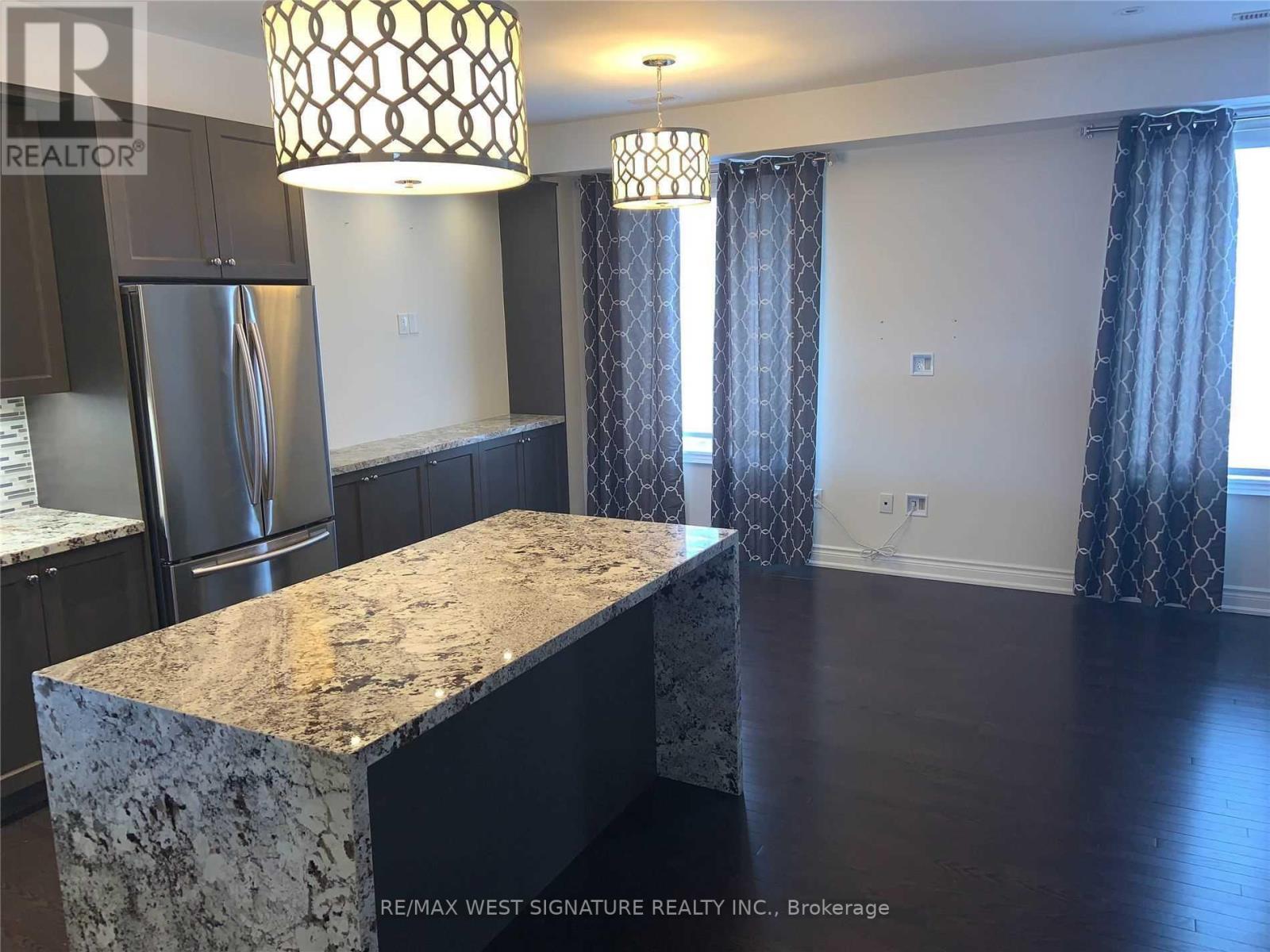 31 Caliber Court, King (Nobleton), Ontario  L0G 1N0 - Photo 4 - N12626954