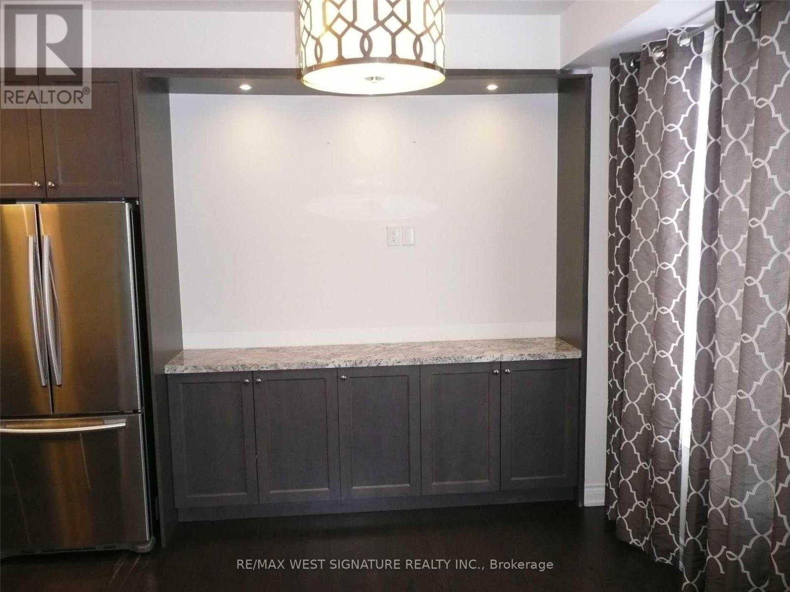 31 Caliber Court, King (Nobleton), Ontario  L0G 1N0 - Photo 9 - N12626954