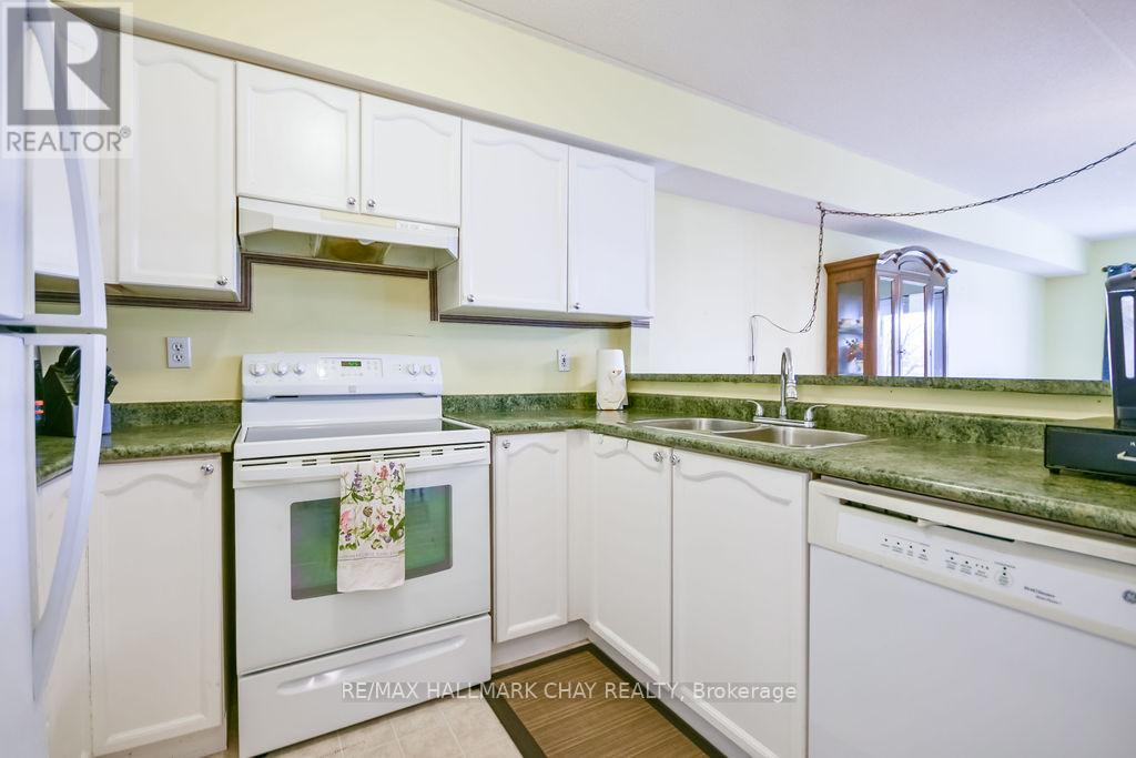 203 - 125 Bond Street, Orillia, Ontario  L3V 1J7 - Photo 3 - S12626934