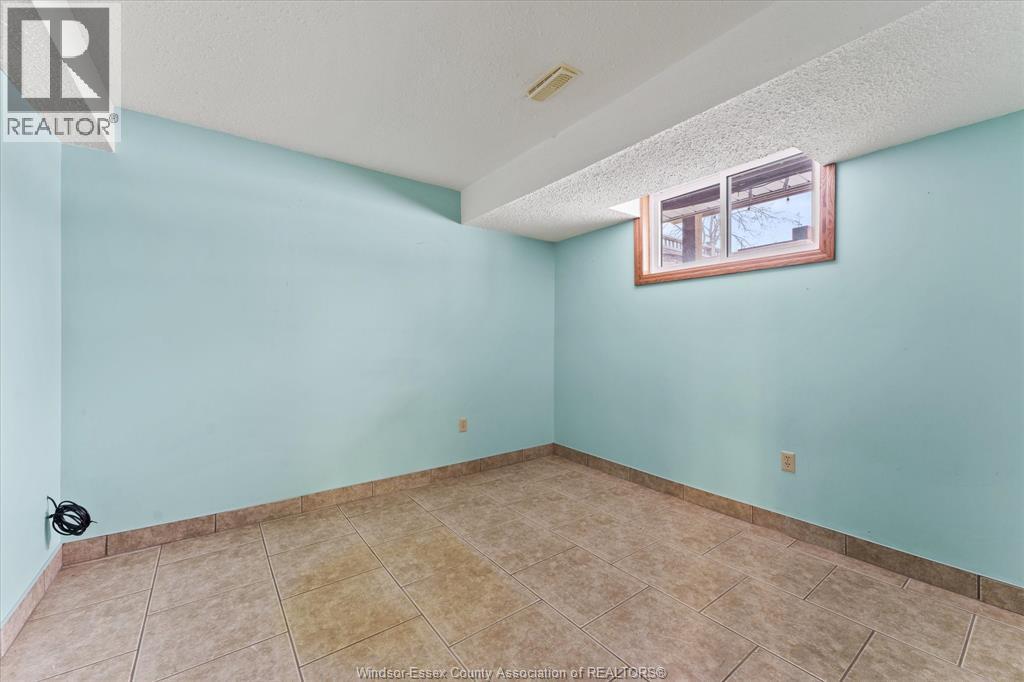 1935 Canard Drive, Lasalle, Ontario  N9J 2S7 - Photo 33 - 25031570