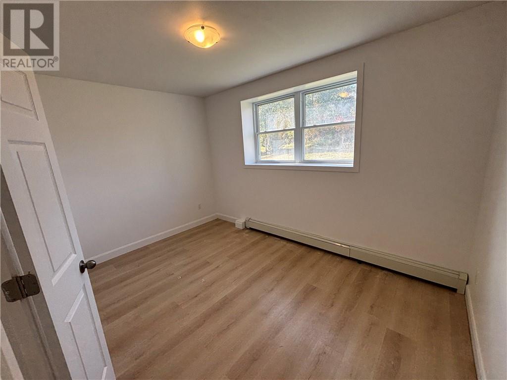 101 Service Road Unit# 1, Onaping, Ontario  P0M 2R0 - Photo 12 - 2125894