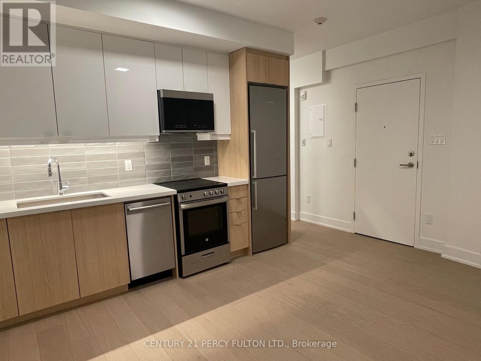 3 - 320 Roncesvalles Avenue, Toronto, Ontario  M6R 2M7 - Photo 2 - W12626782