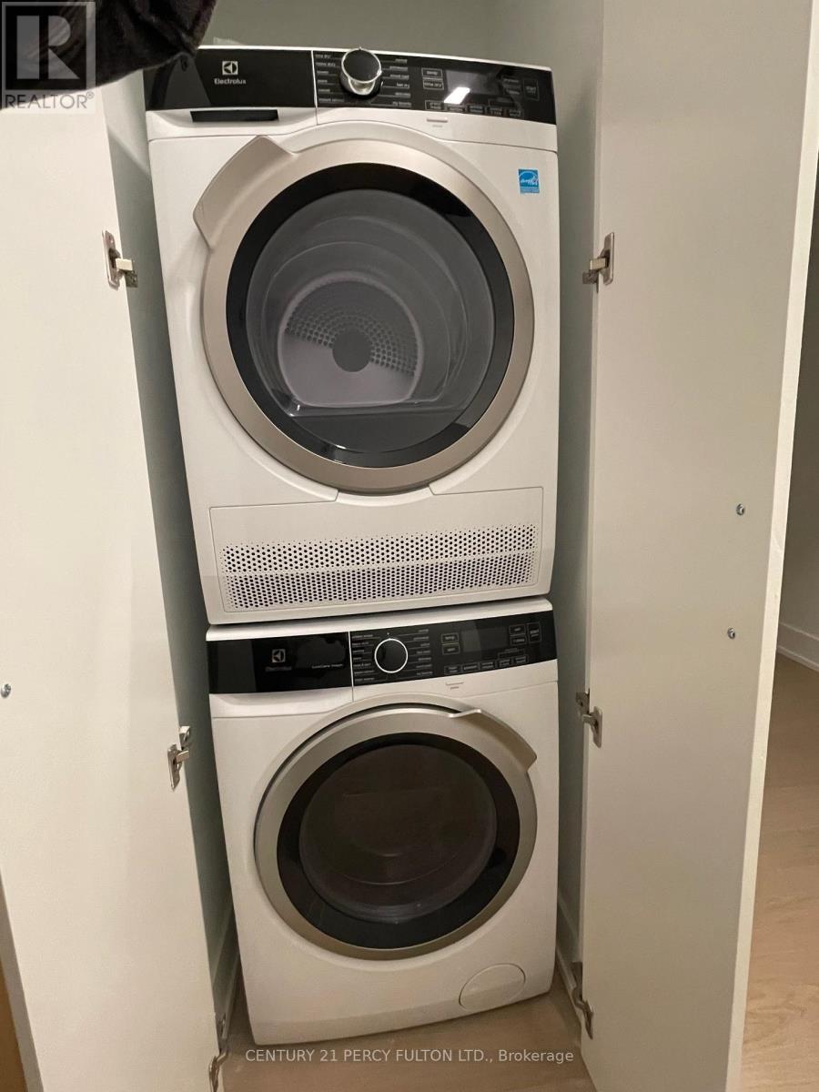 3 - 320 Roncesvalles Avenue, Toronto, Ontario  M6R 2M7 - Photo 6 - W12626782