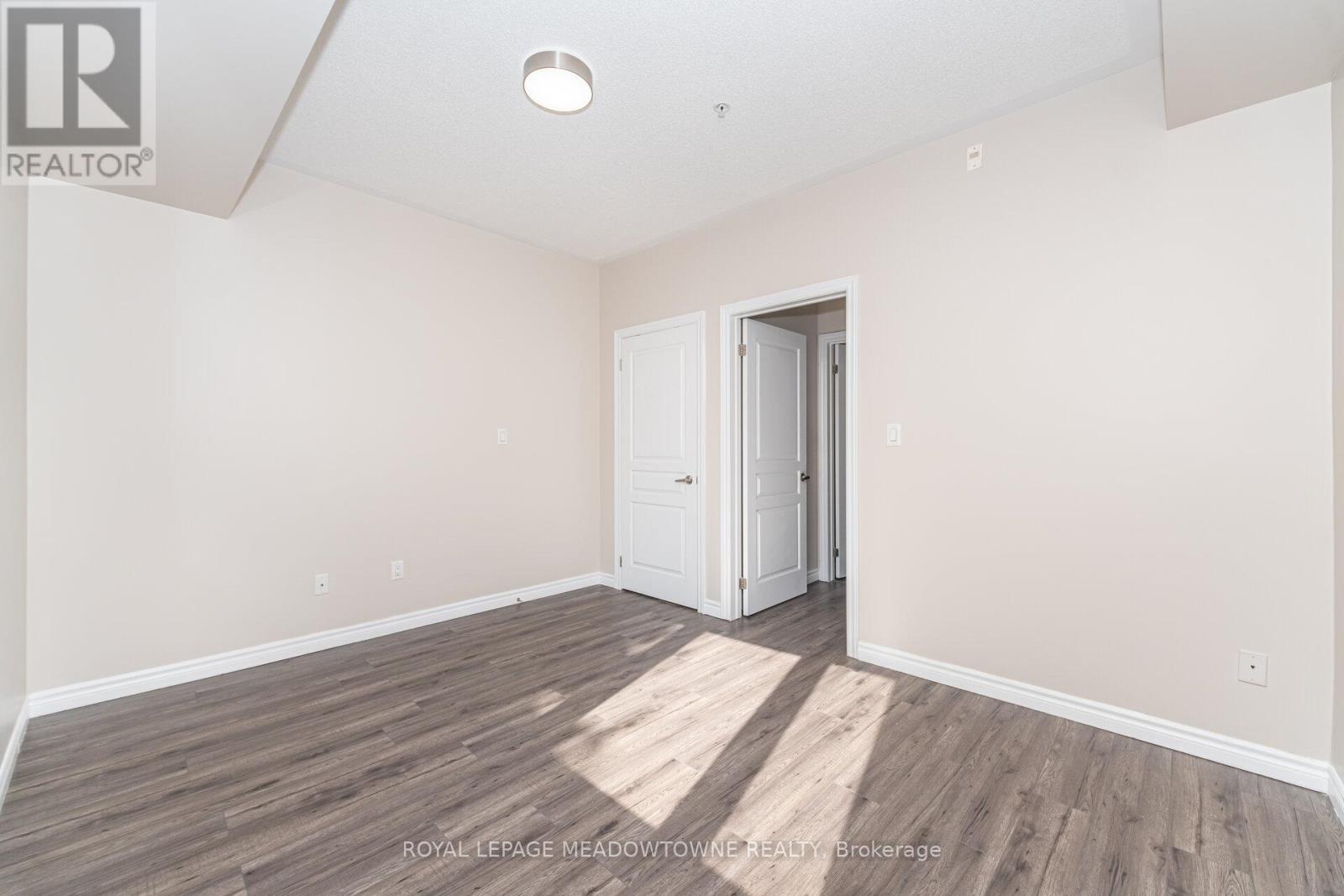 137 - 570 Lolita Gardens, Mississauga, Ontario  L5A 0A1 - Photo 22 - W12626784