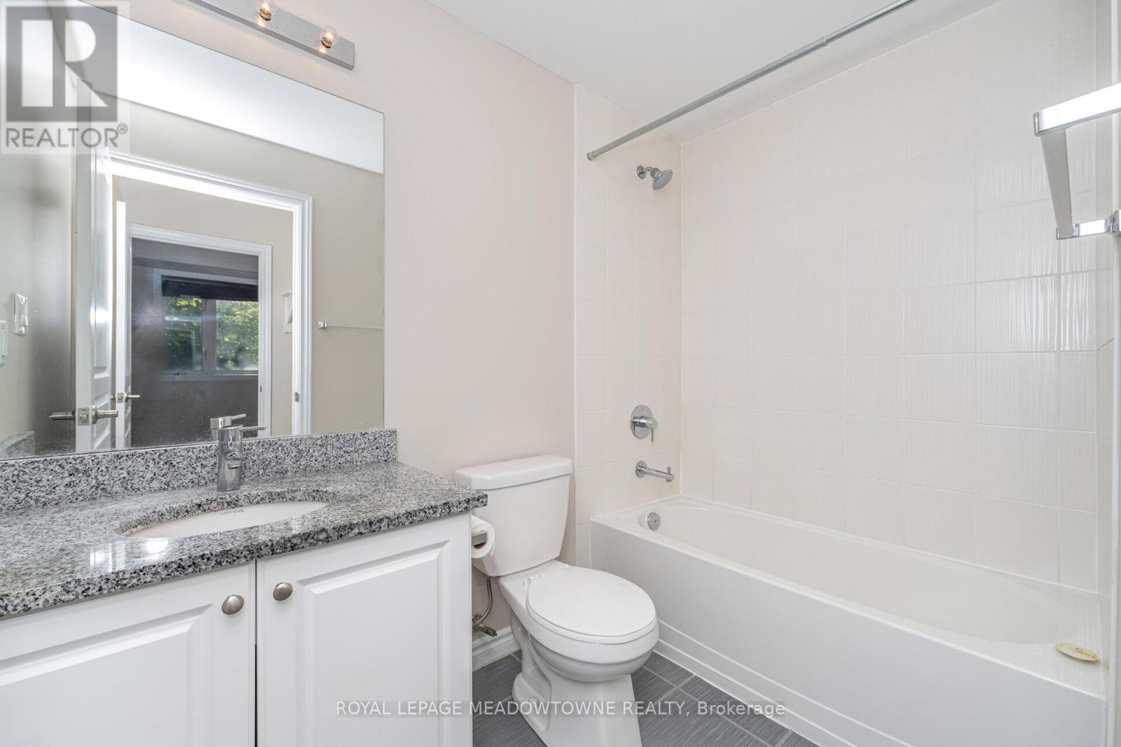 137 - 570 Lolita Gardens, Mississauga, Ontario  L5A 0A1 - Photo 23 - W12626784