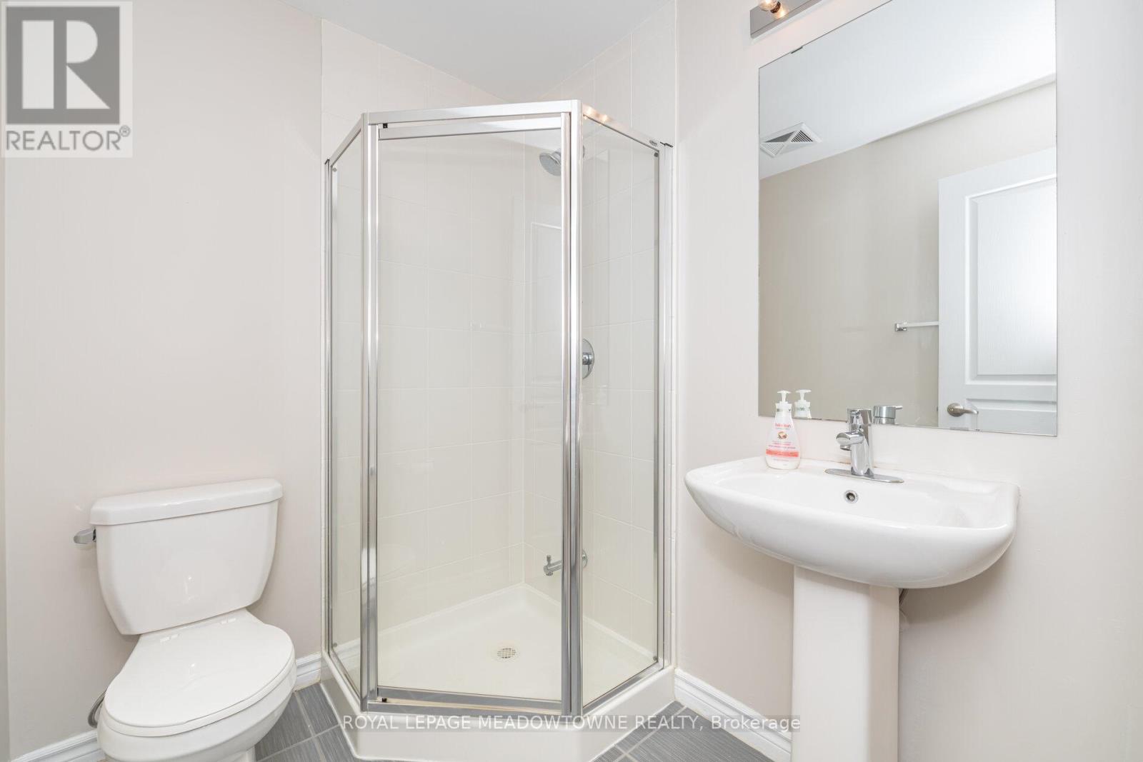 137 - 570 Lolita Gardens, Mississauga, Ontario  L5A 0A1 - Photo 27 - W12626784