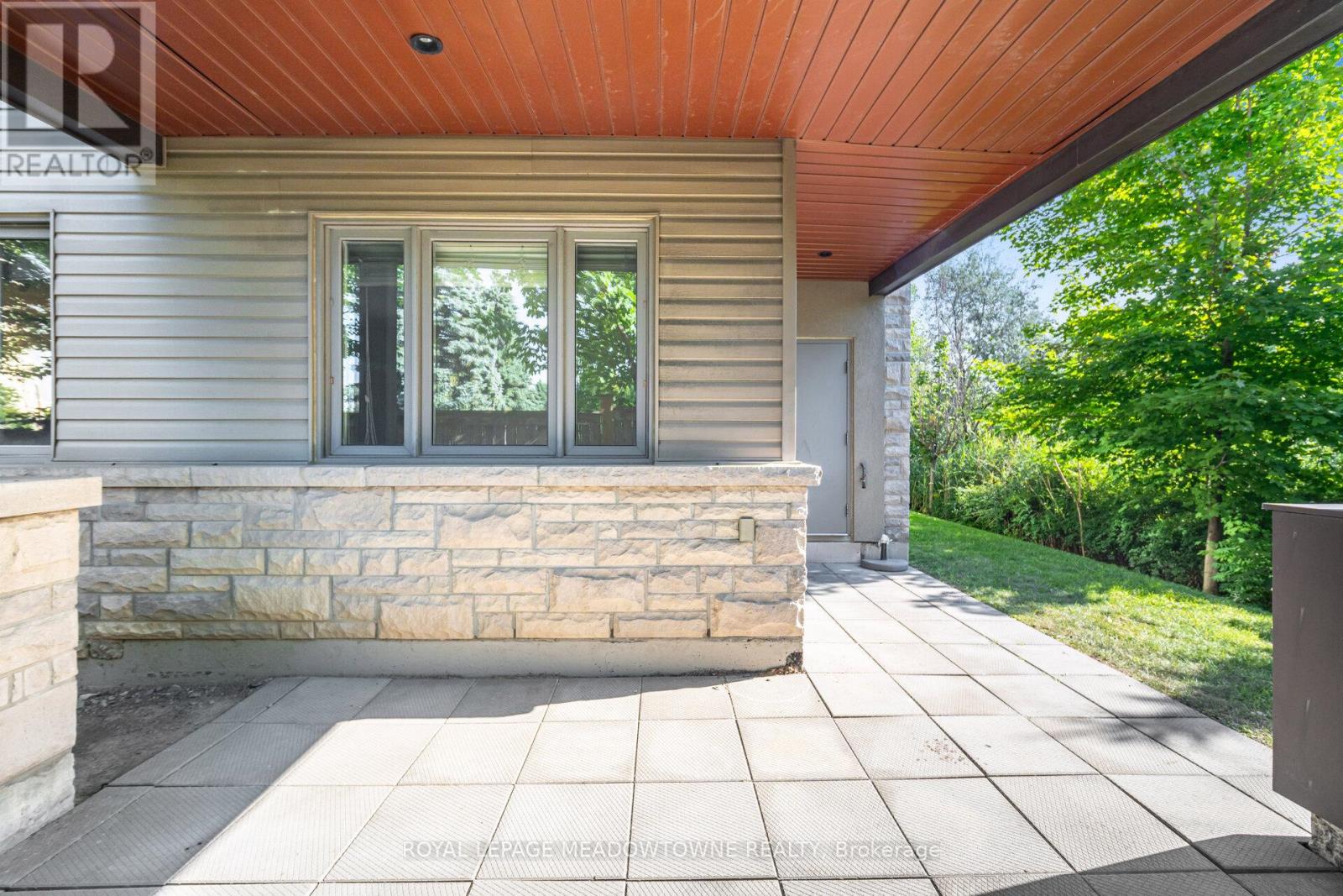 137 - 570 Lolita Gardens, Mississauga, Ontario  L5A 0A1 - Photo 34 - W12626784