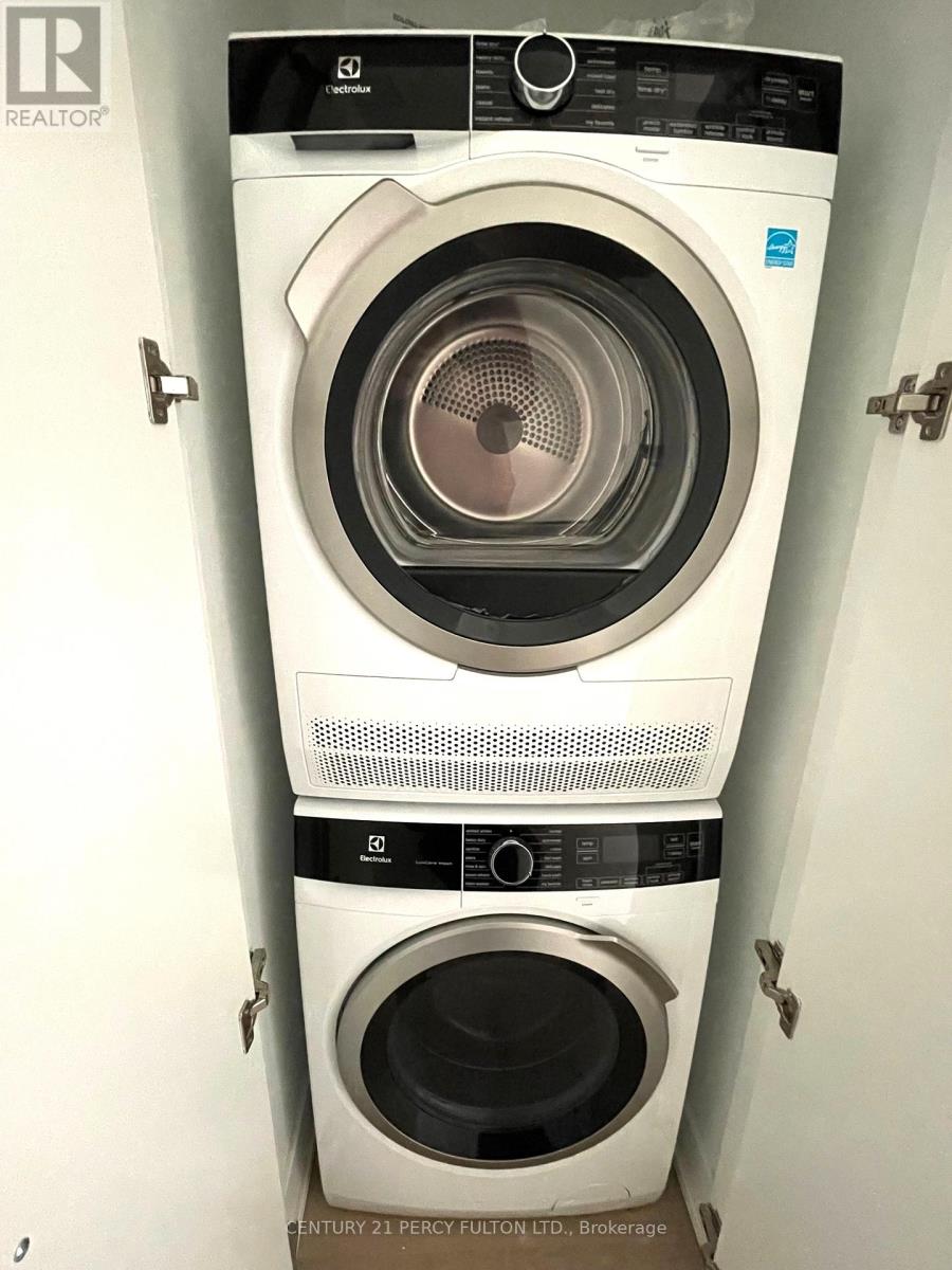 1 - 320 Roncesvalles Avenue, Toronto, Ontario  M6R 2M7 - Photo 12 - W12626796