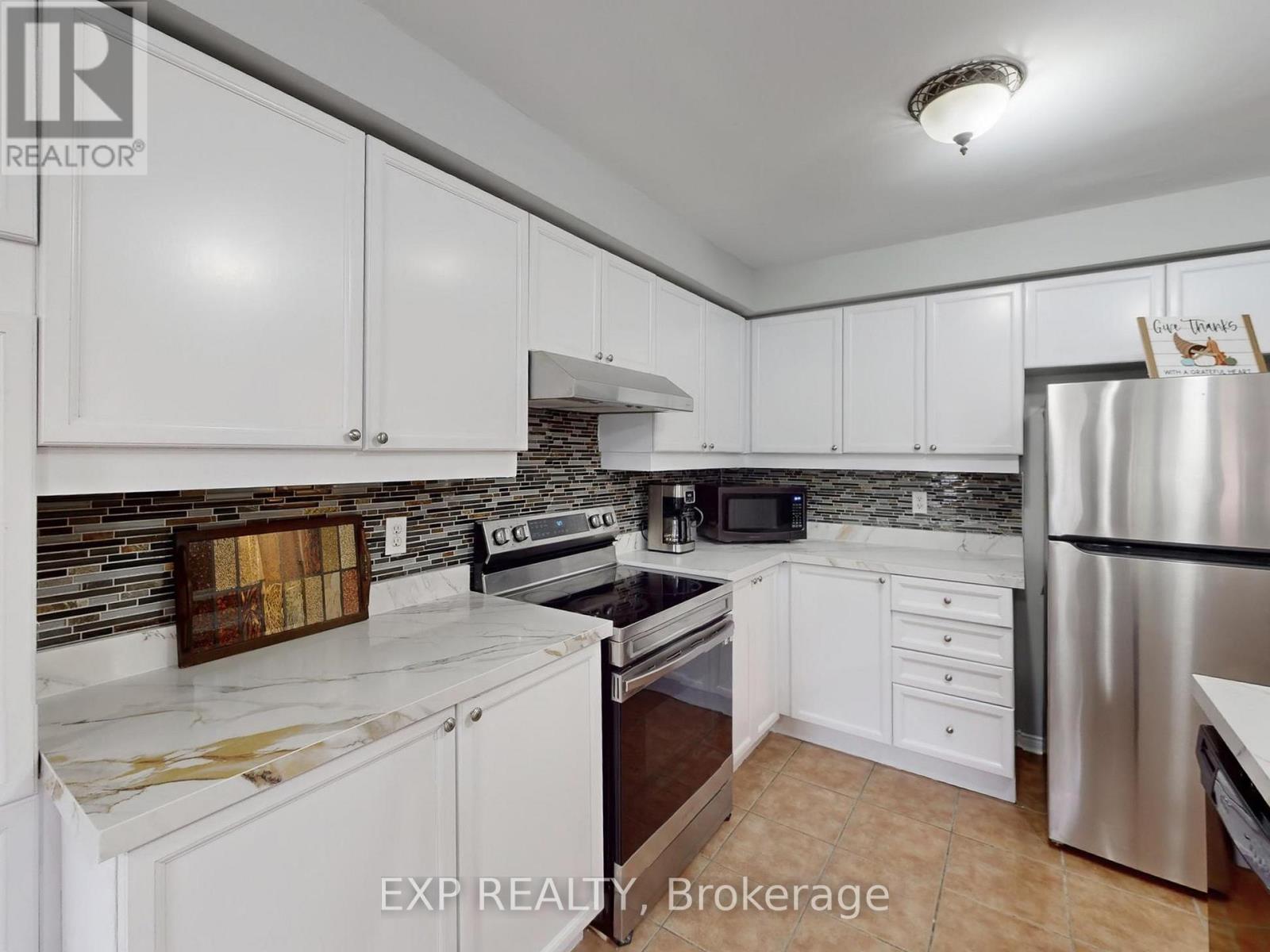 3896 Lacman Trail, Mississauga (Churchill Meadows), Ontario  L5M 6N8 - Photo 14 - W12626866