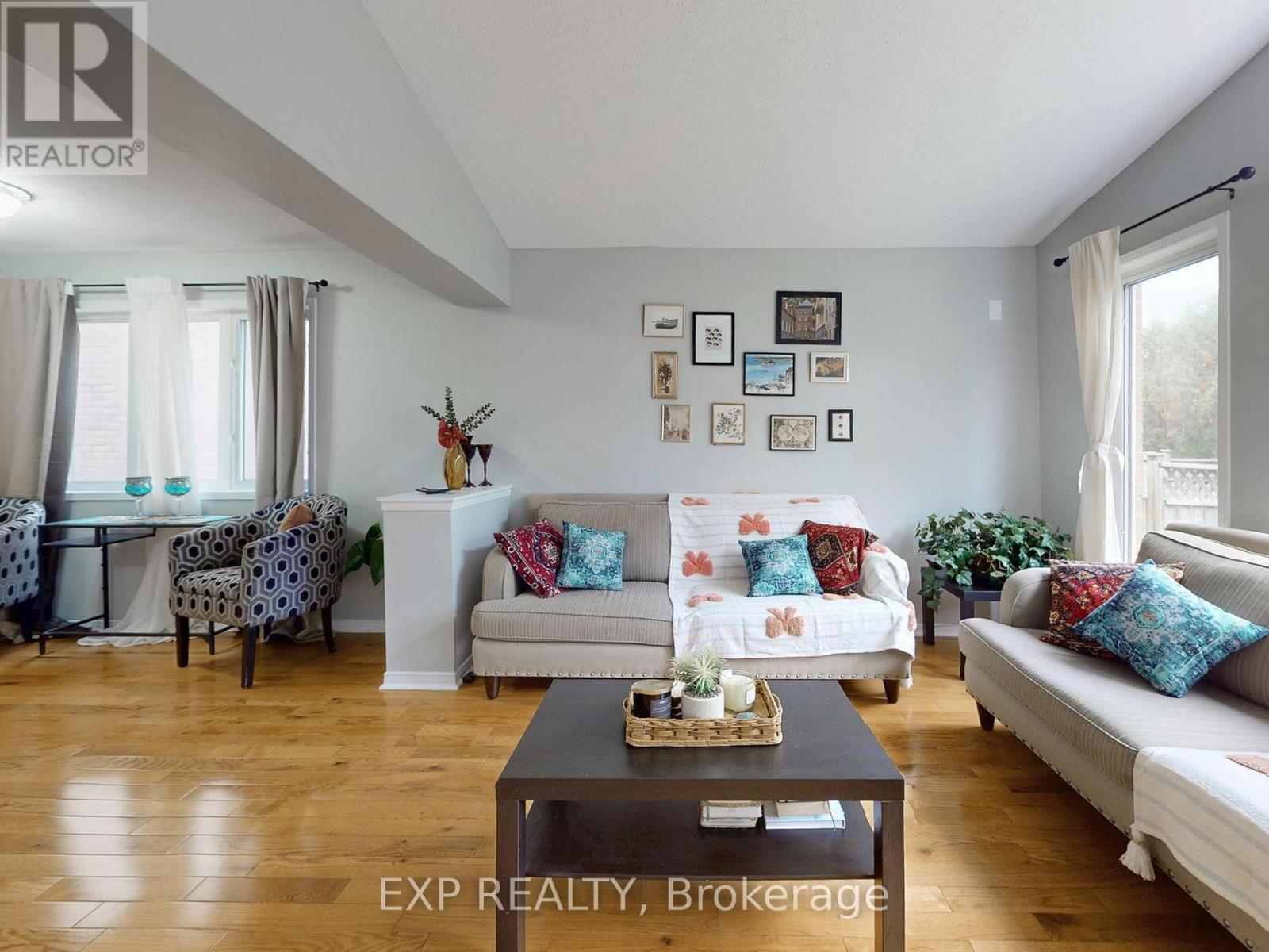 3896 Lacman Trail, Mississauga (Churchill Meadows), Ontario  L5M 6N8 - Photo 6 - W12626866