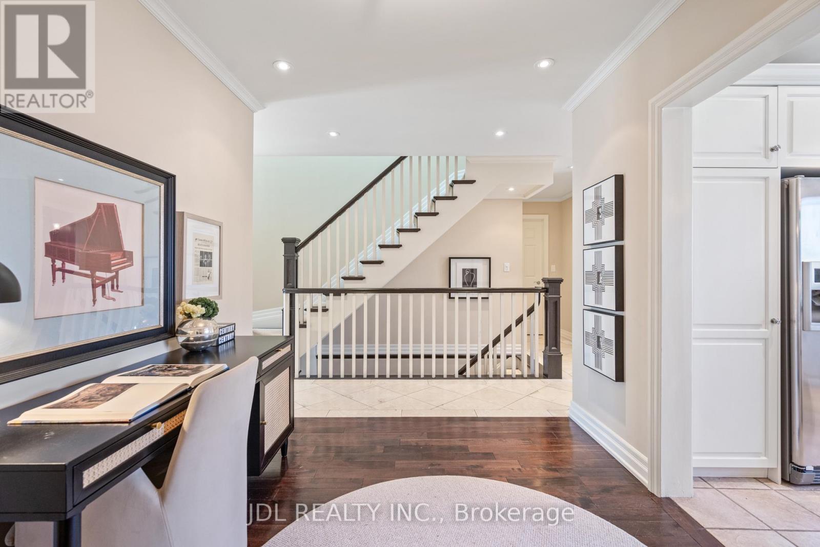 1207 Linbrook Road, Oakville, Ontario  L6J 2L5 - Photo 15 - W12626916