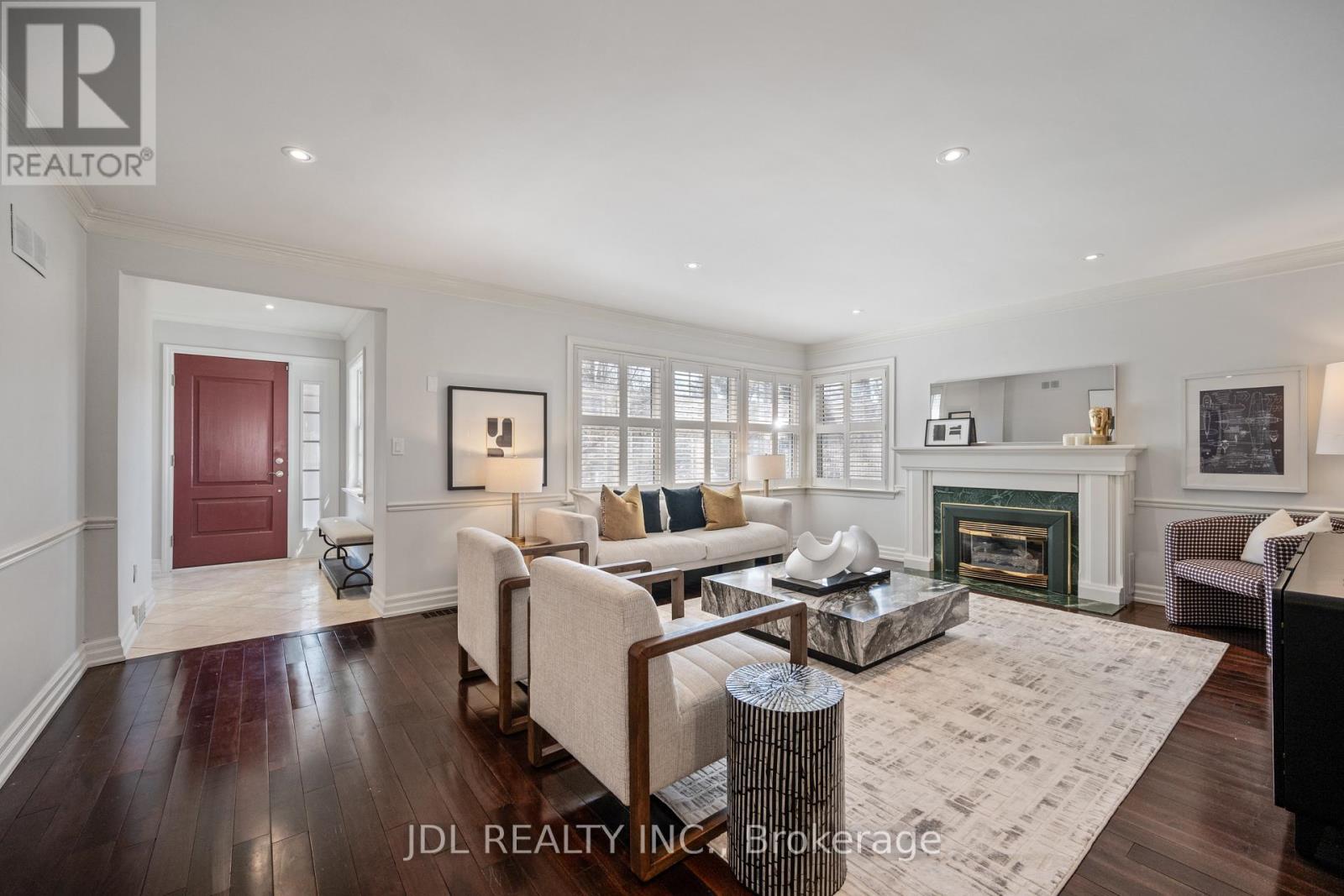 1207 Linbrook Road, Oakville, Ontario  L6J 2L5 - Photo 3 - W12626916