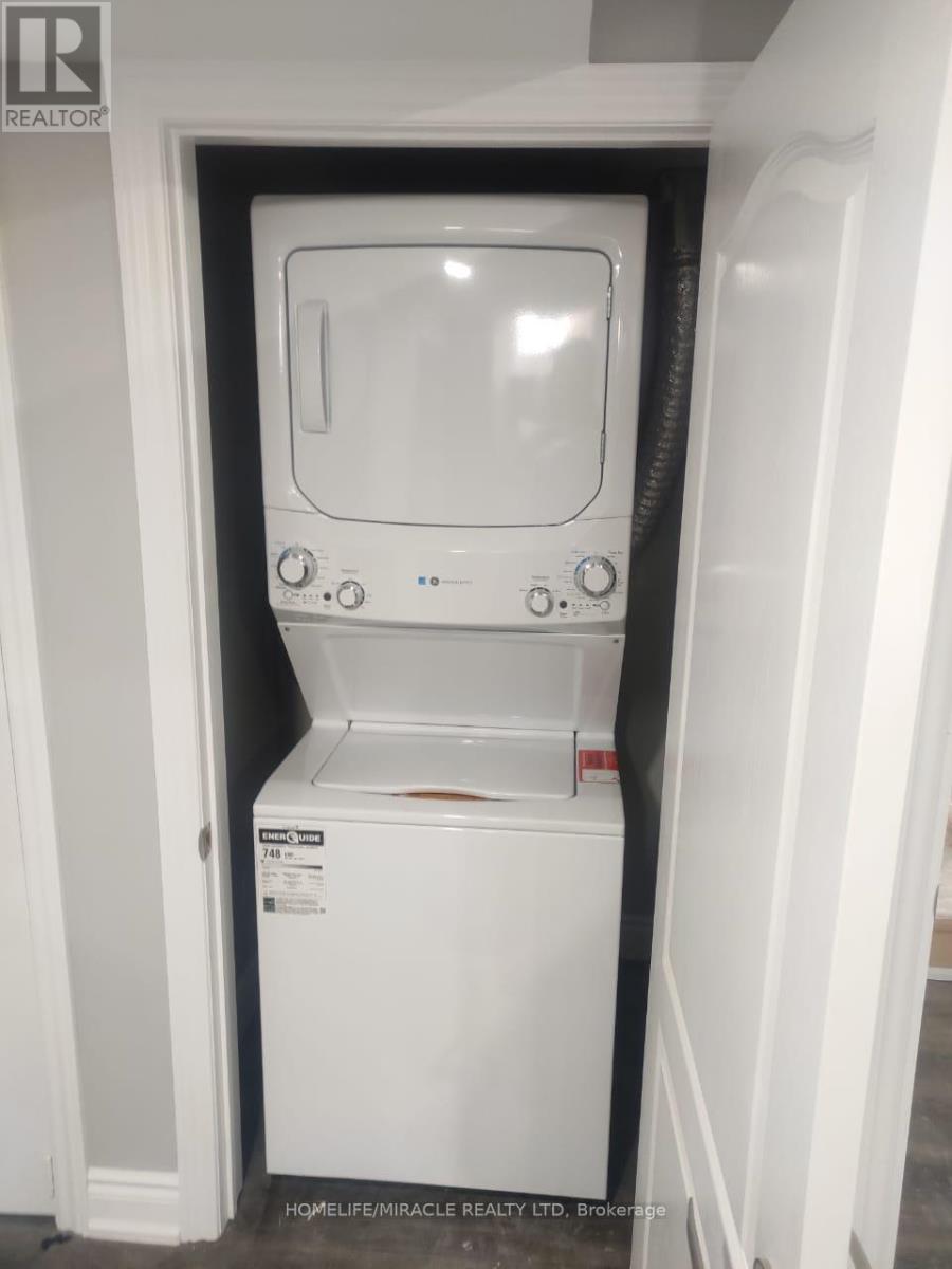 Bsmt - 954 Preston Manor Drive, Mississauga, Ontario  L5V 2L5 - Photo 33 - W12626922