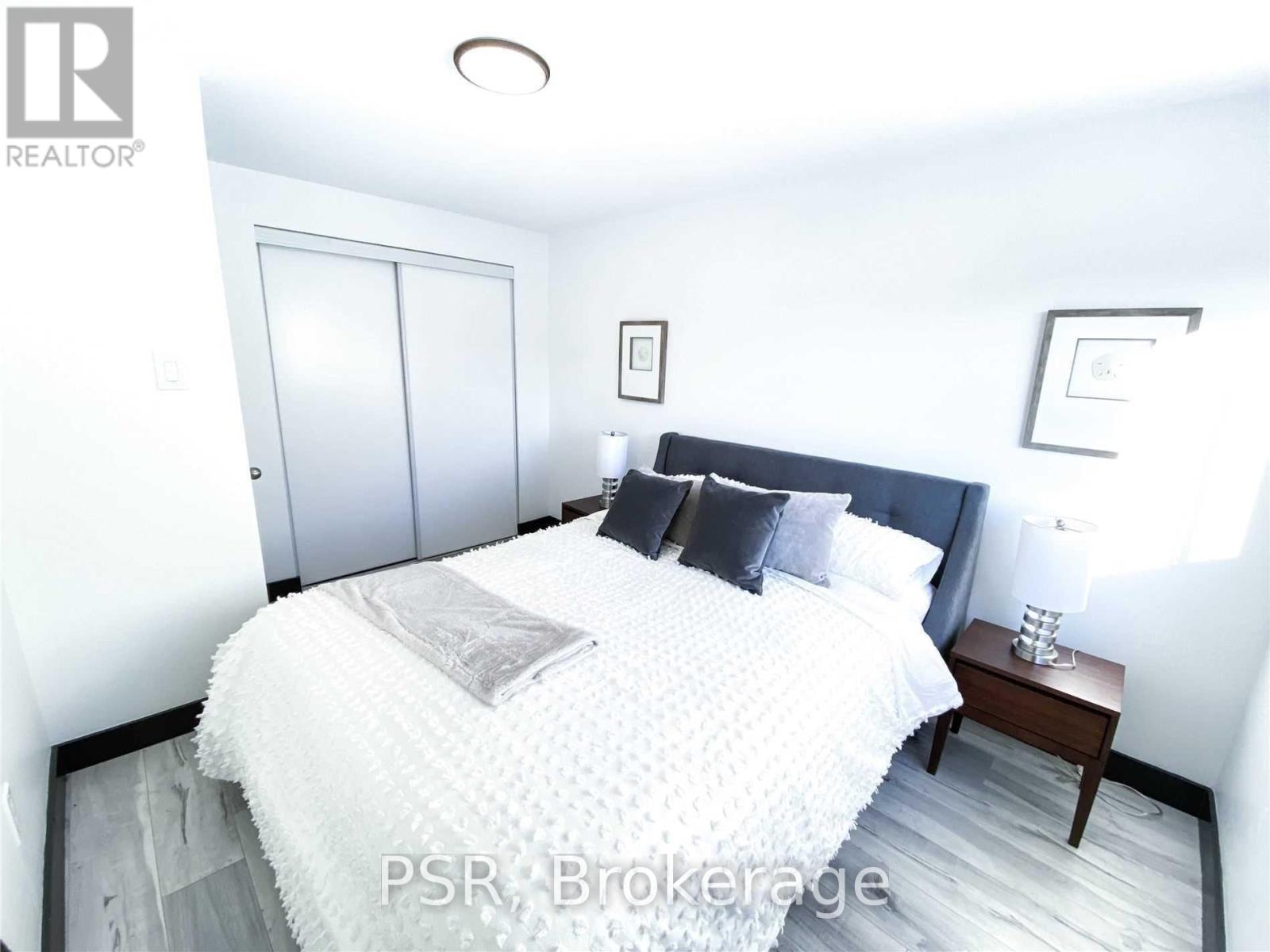 20 - 2 Blackthorn Avenue, Toronto, Ontario  M6N 3H5 - Photo 11 - W12626942