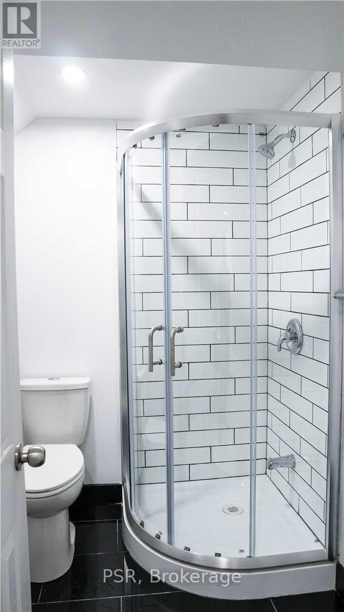 20 - 2 Blackthorn Avenue, Toronto, Ontario  M6N 3H5 - Photo 14 - W12626942