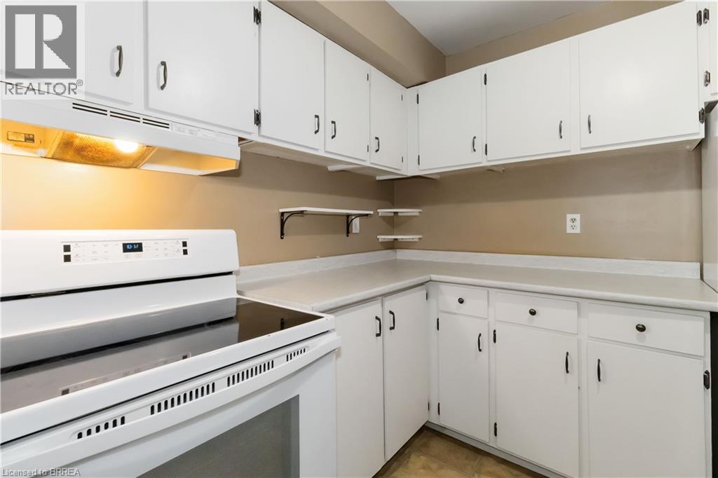 671 West Street Unit# B, Brantford, Ontario  N3R 6W9 - Photo 11 - 40780663