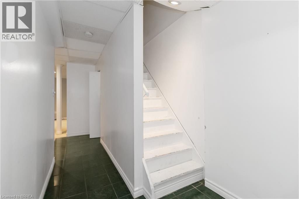 671 West Street Unit# B, Brantford, Ontario  N3R 6W9 - Photo 21 - 40780663