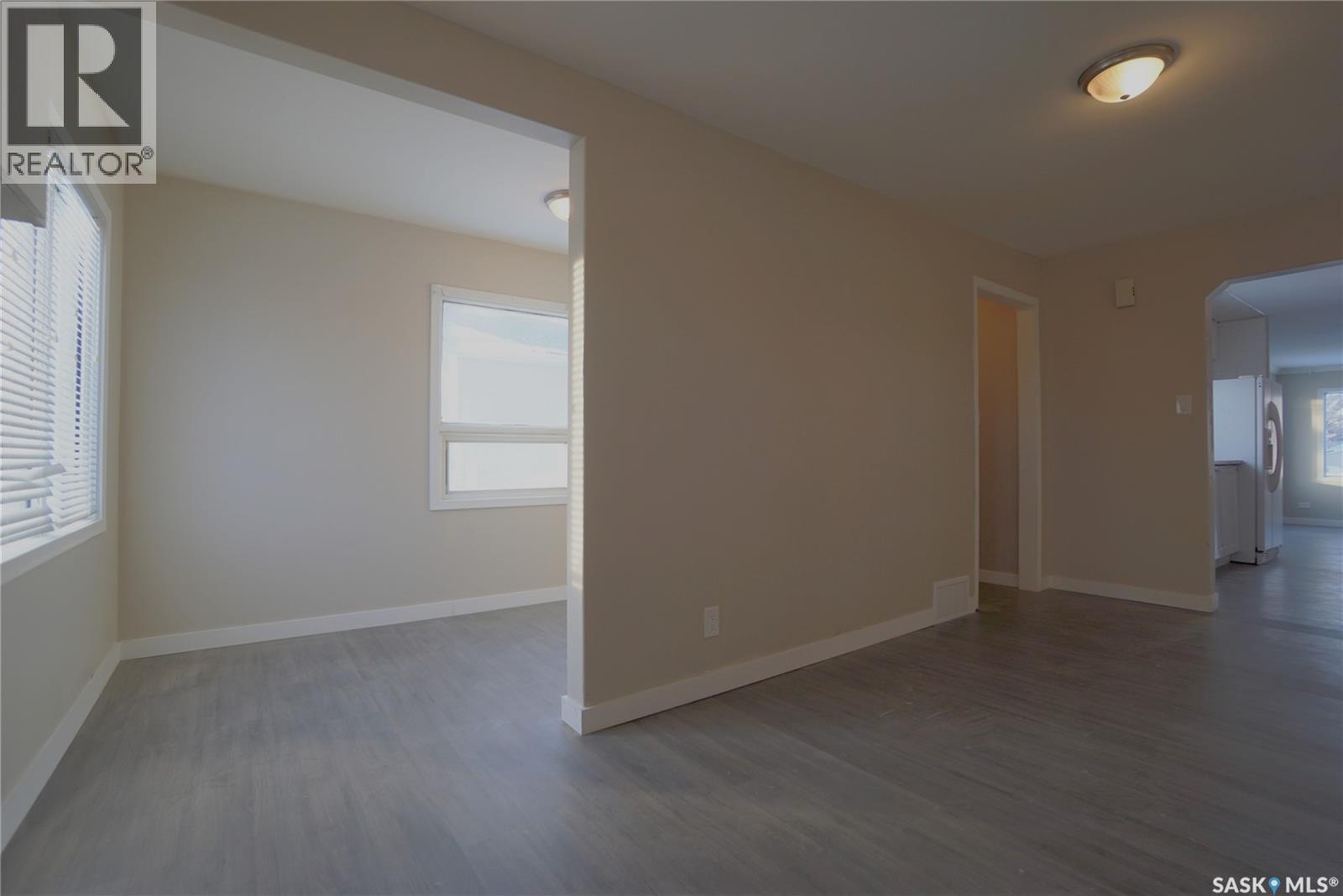 515 Osler Street, Regina, Saskatchewan  S4R 1W2 - Photo 11 - SK020505