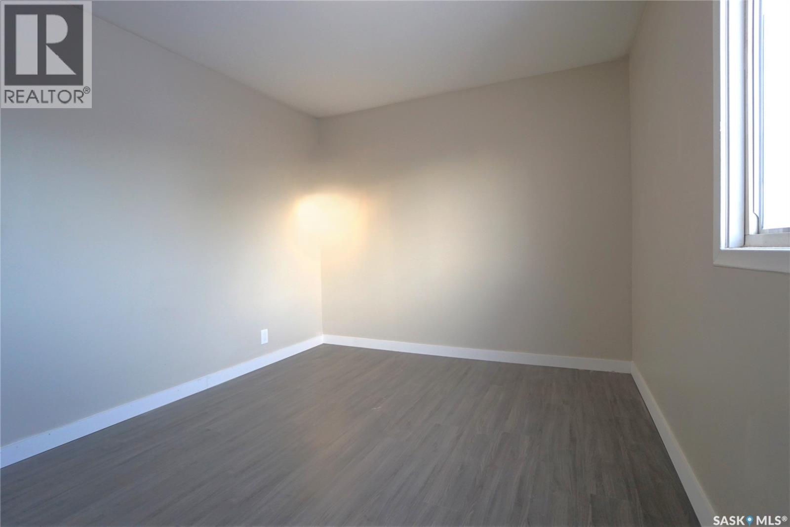 515 Osler Street, Regina, Saskatchewan  S4R 1W2 - Photo 23 - SK020505