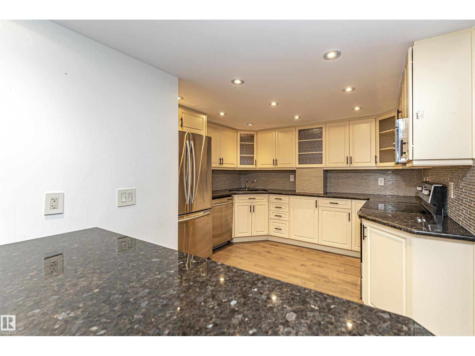 #501 11503 100 Av Nw, Edmonton, Alberta  T5K 2K7 - Photo 25 - E4467818