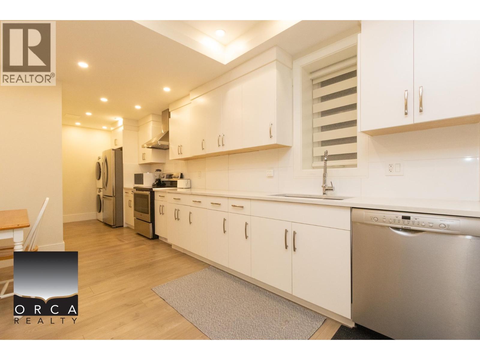 6501 Grant Street, Burnaby, British Columbia  V5B 2K9 - Photo 6 - R3073340