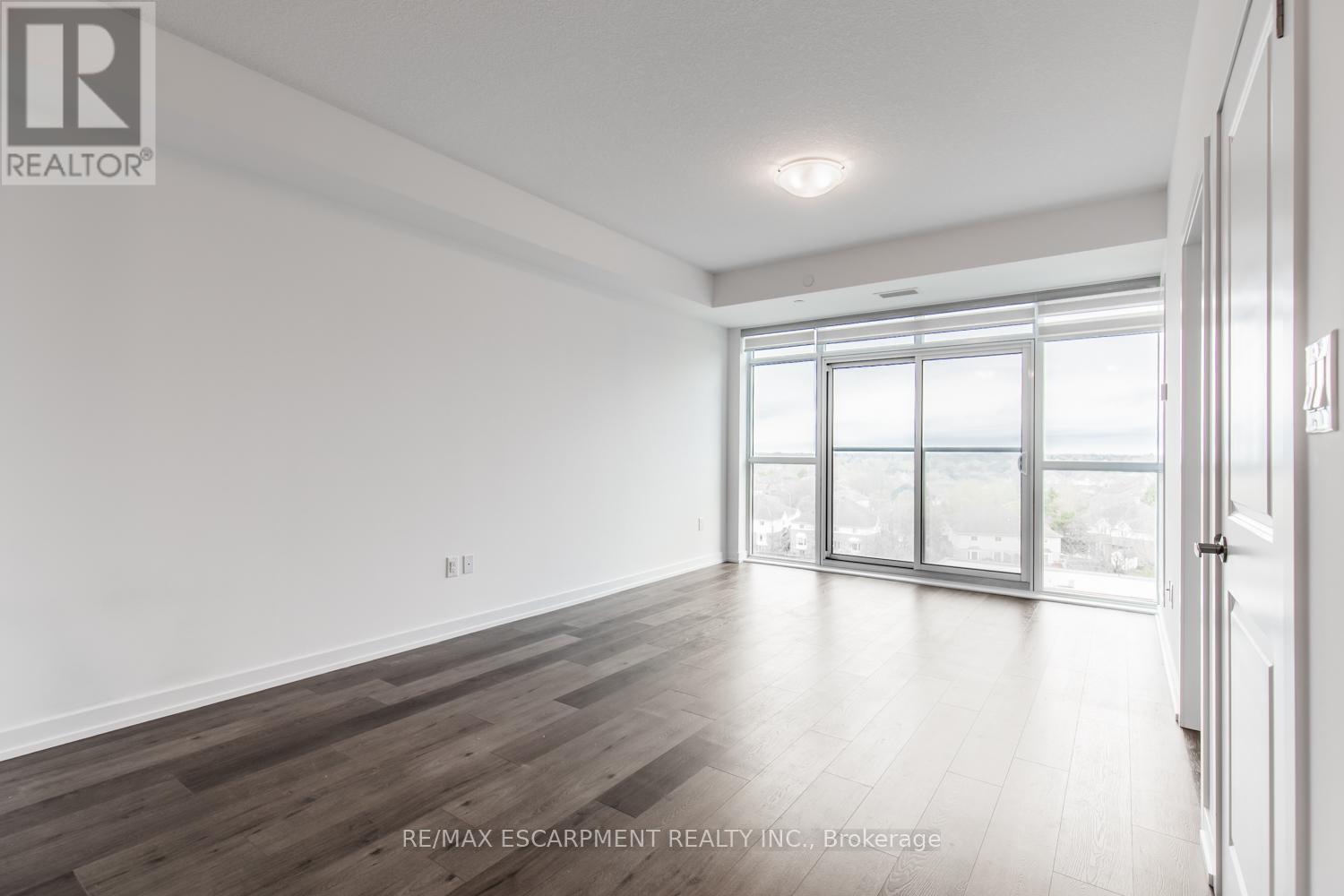 704 - 460 Dundas Street, Hamilton, Ontario  L8B 2A5 - Photo 13 - X12626812