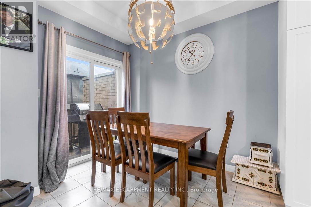 55 Greenwich Avenue, Hamilton, Ontario  L8J 0L6 - Photo 6 - X12626906